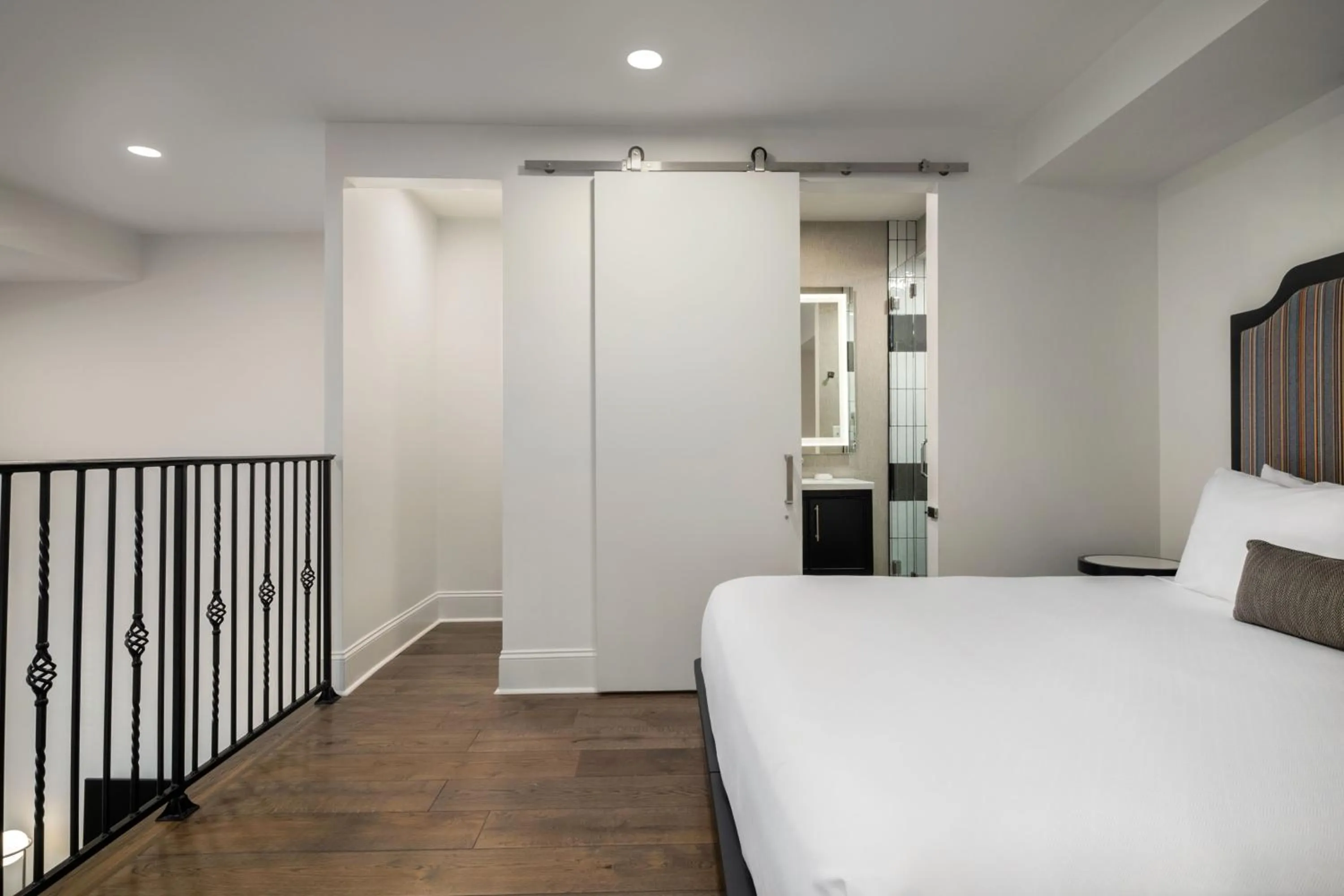 Bed in The Rubenstein Hotel