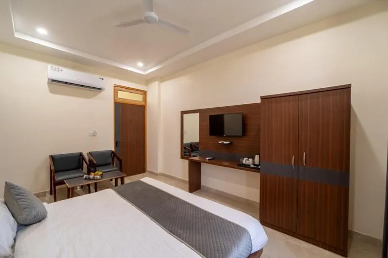 Bedroom, Bed in Joy Bagh Resort Pushkar