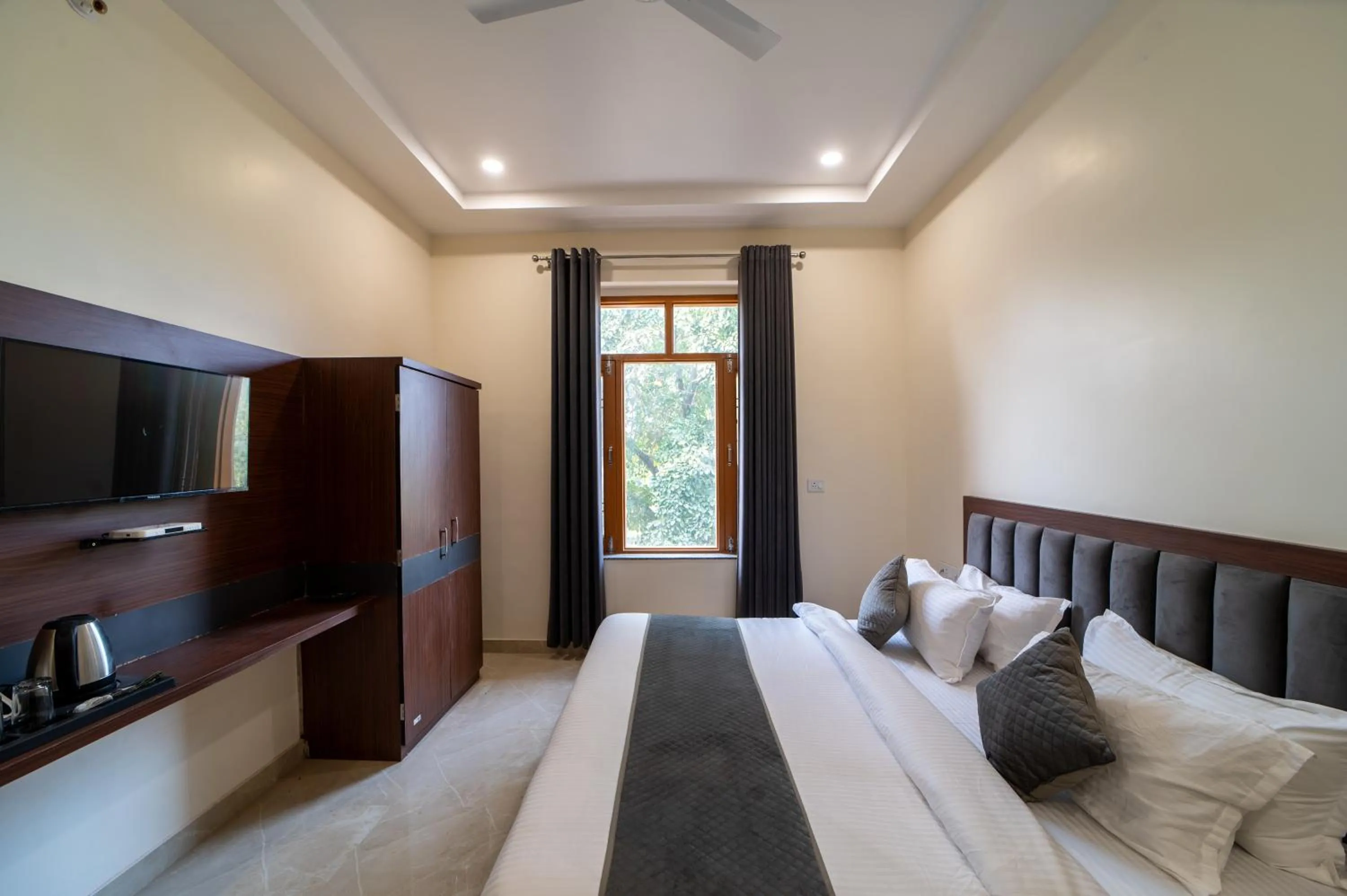 Photo of the whole room, Bed in Joy Bagh Resort Pushkar