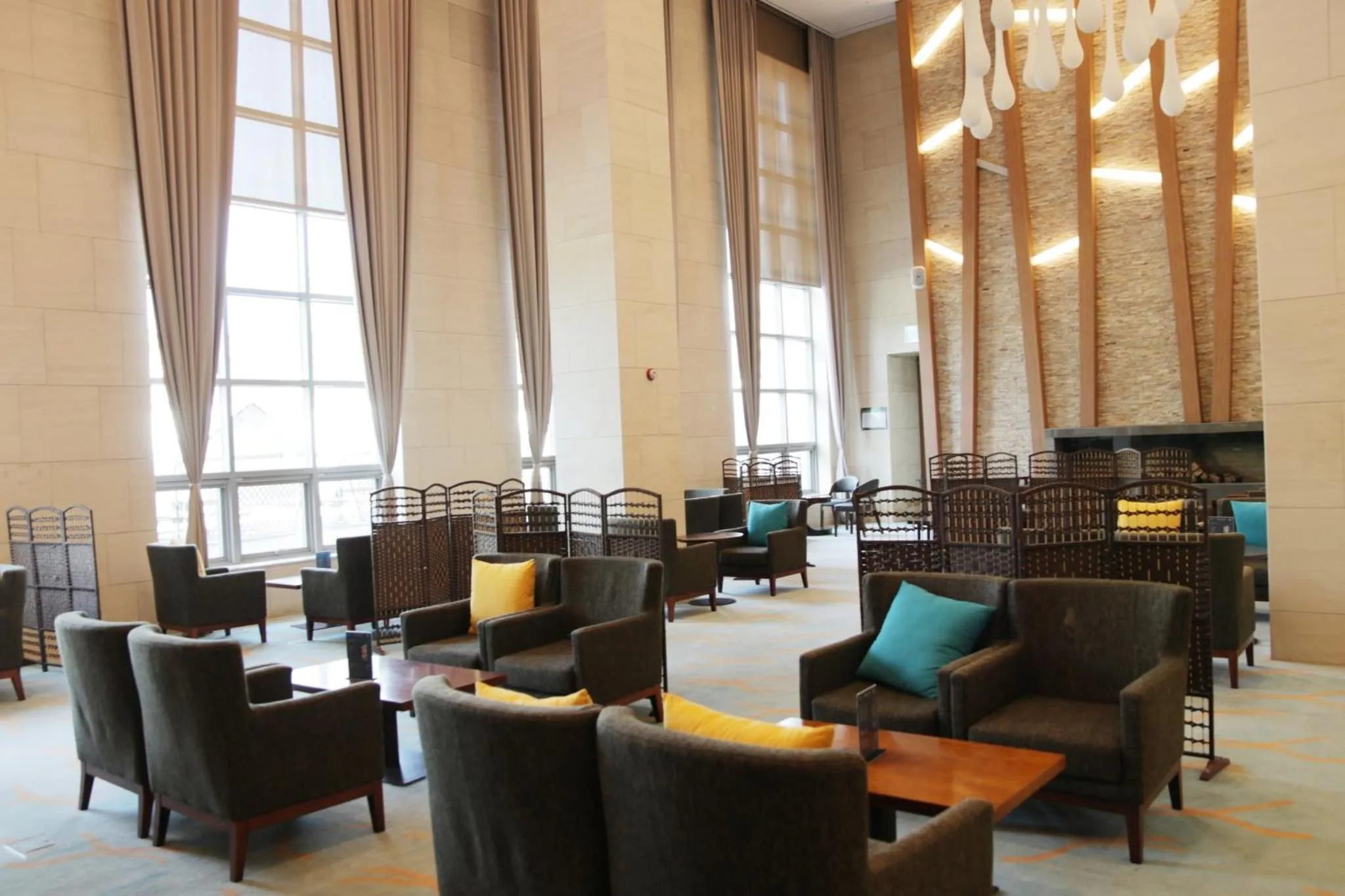 Lounge or bar in Holiday Inn Resort Alpensia Pyeongchang by IHG