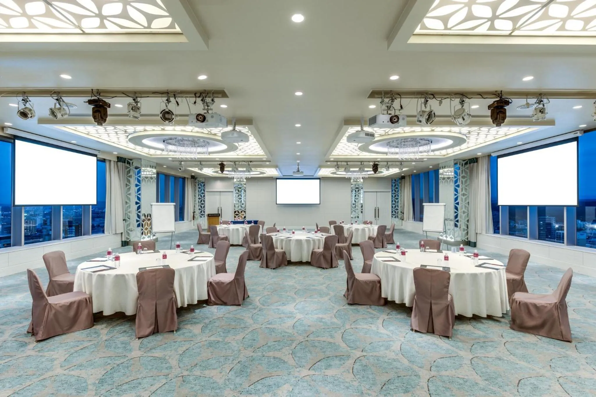 Banquet/Function facilities in ANA Crowne Plaza Okayama by IHG