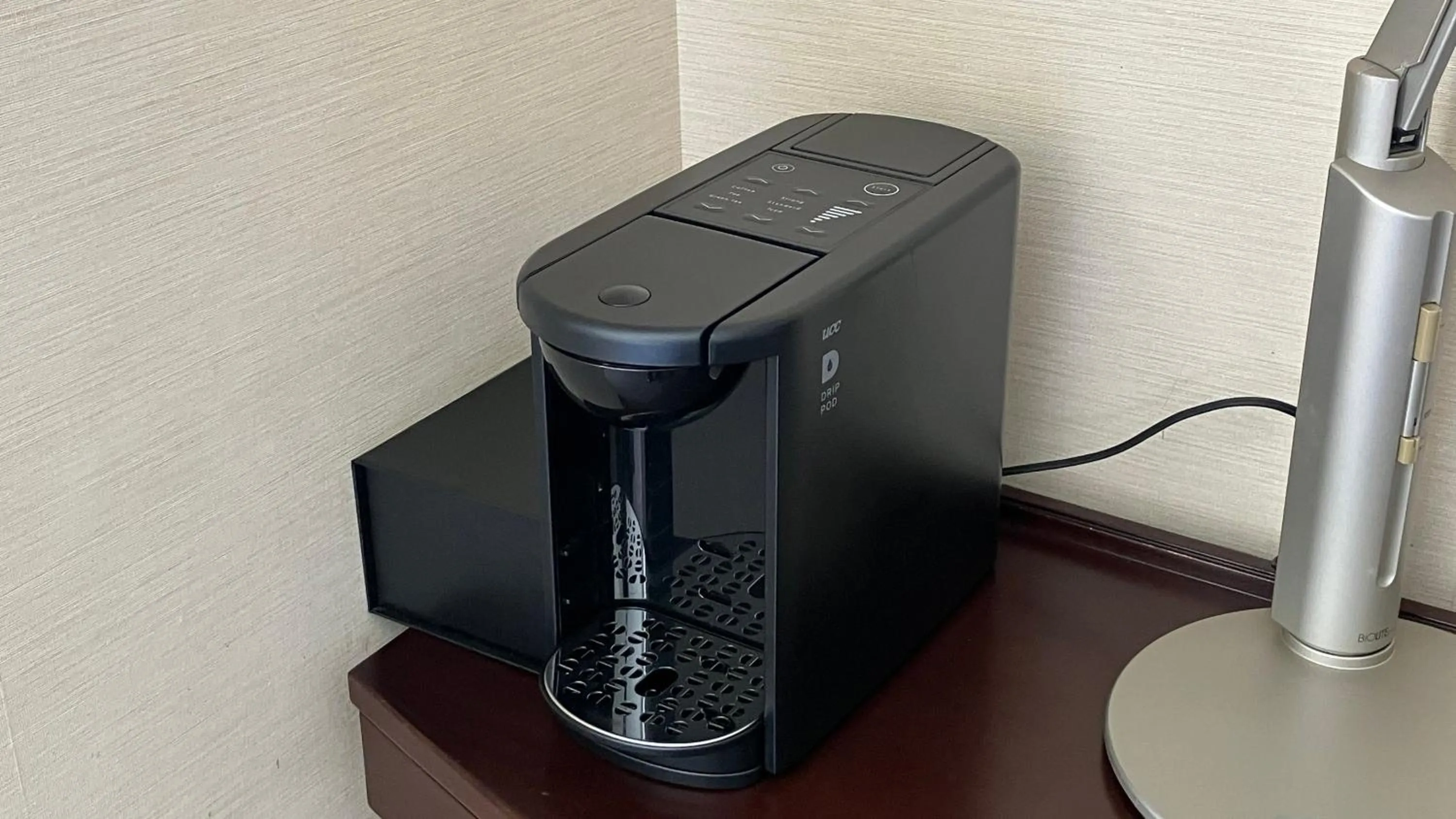 Photo of the whole room in ANA Crowne Plaza Okayama by IHG