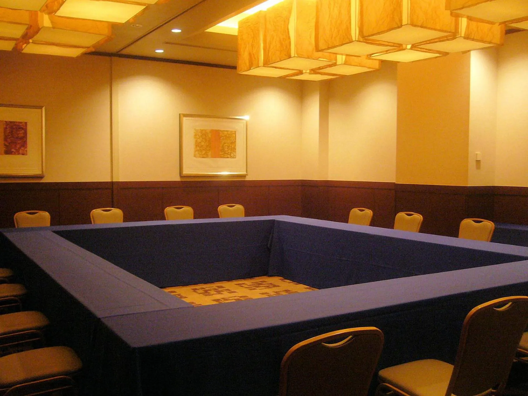 Meeting/conference room in ANA Crowne Plaza Okayama by IHG