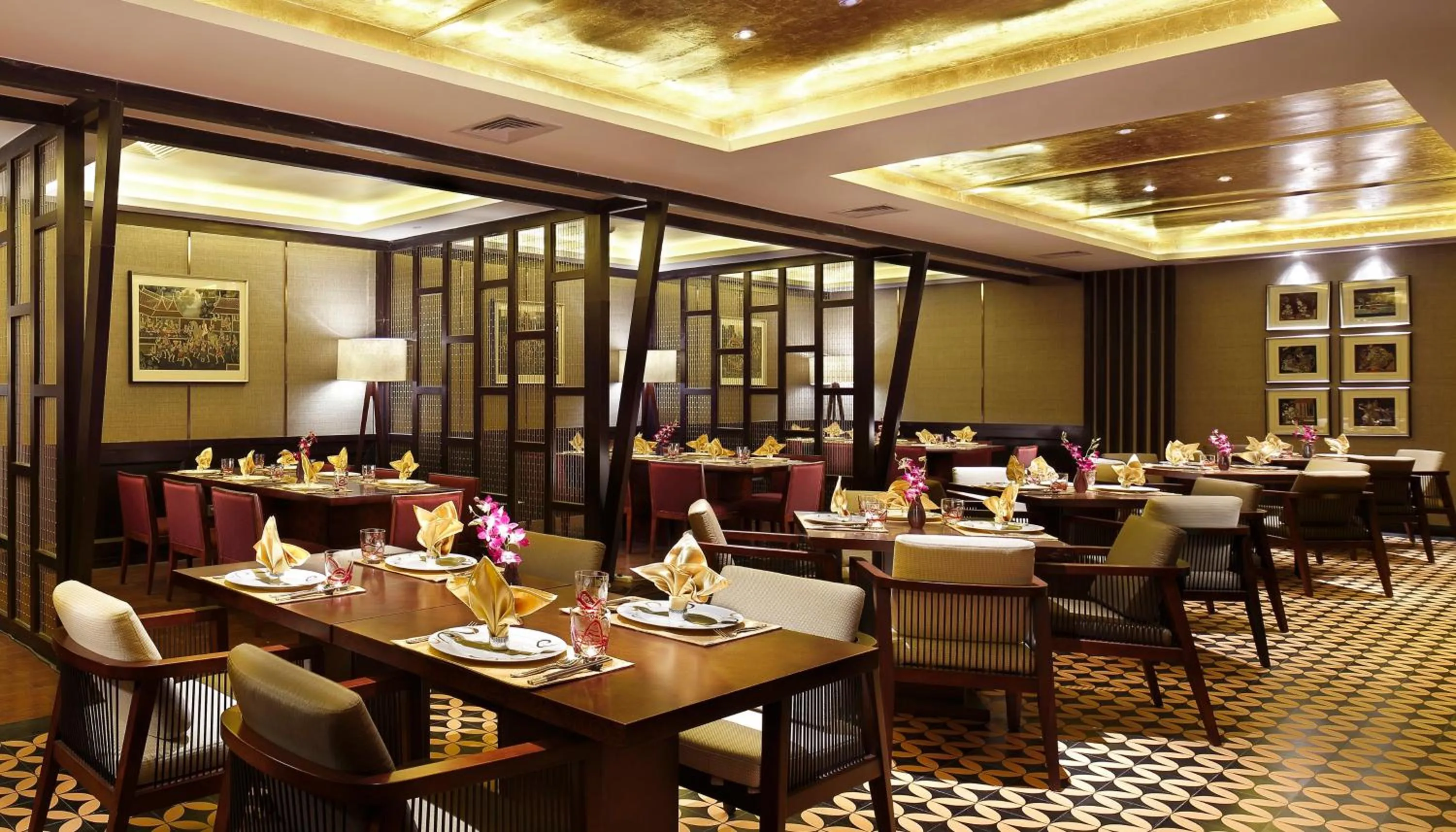 Restaurant/places to eat in Holiday Inn Kunming City Centre by IHG