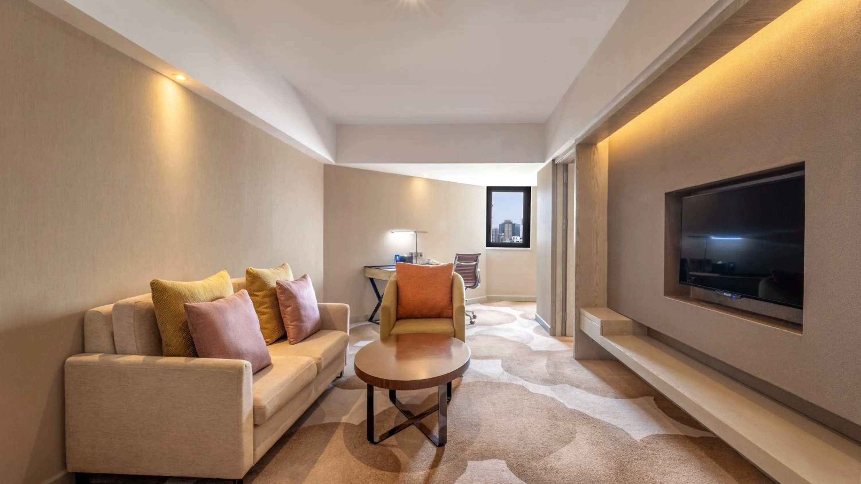 Photo of the whole room in Holiday Inn Kunming City Centre by IHG