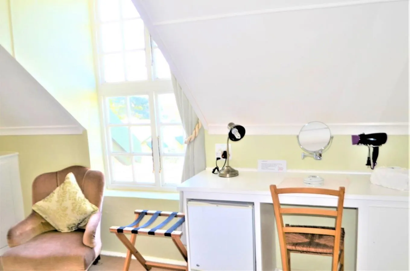 Property building in Gateside Guesthouse