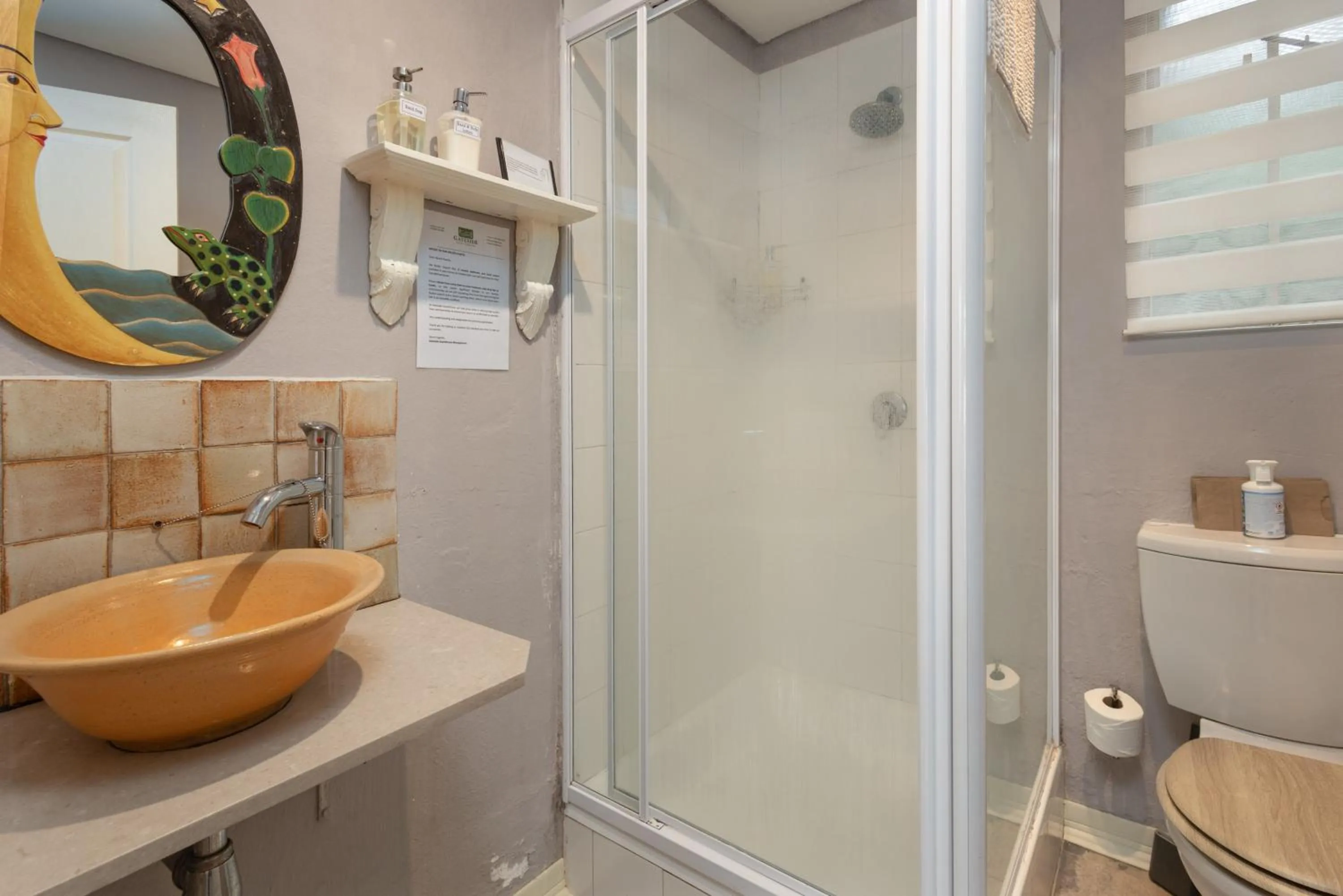 Bathroom in Gateside Guesthouse