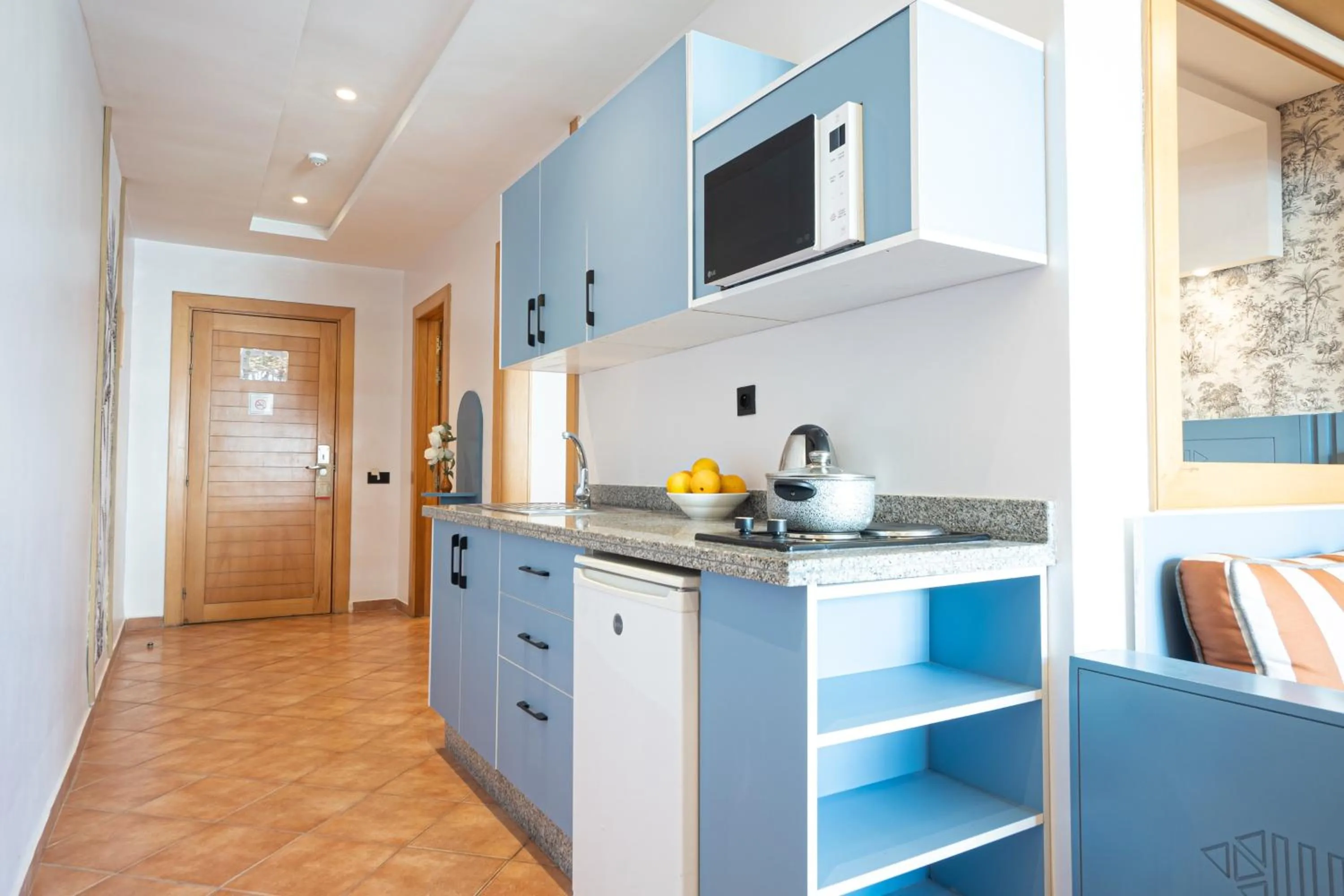 Kitchen or kitchenette in Atlantic Palm Beach