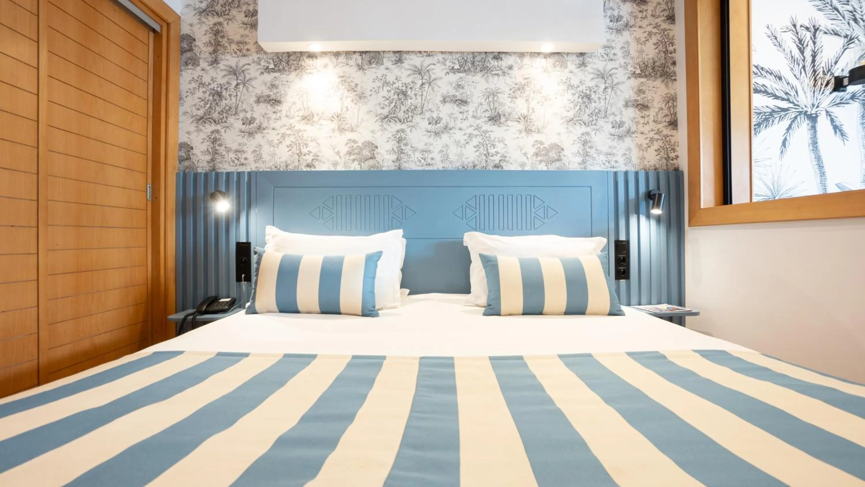 Bedroom, Bed in Atlantic Palm Beach