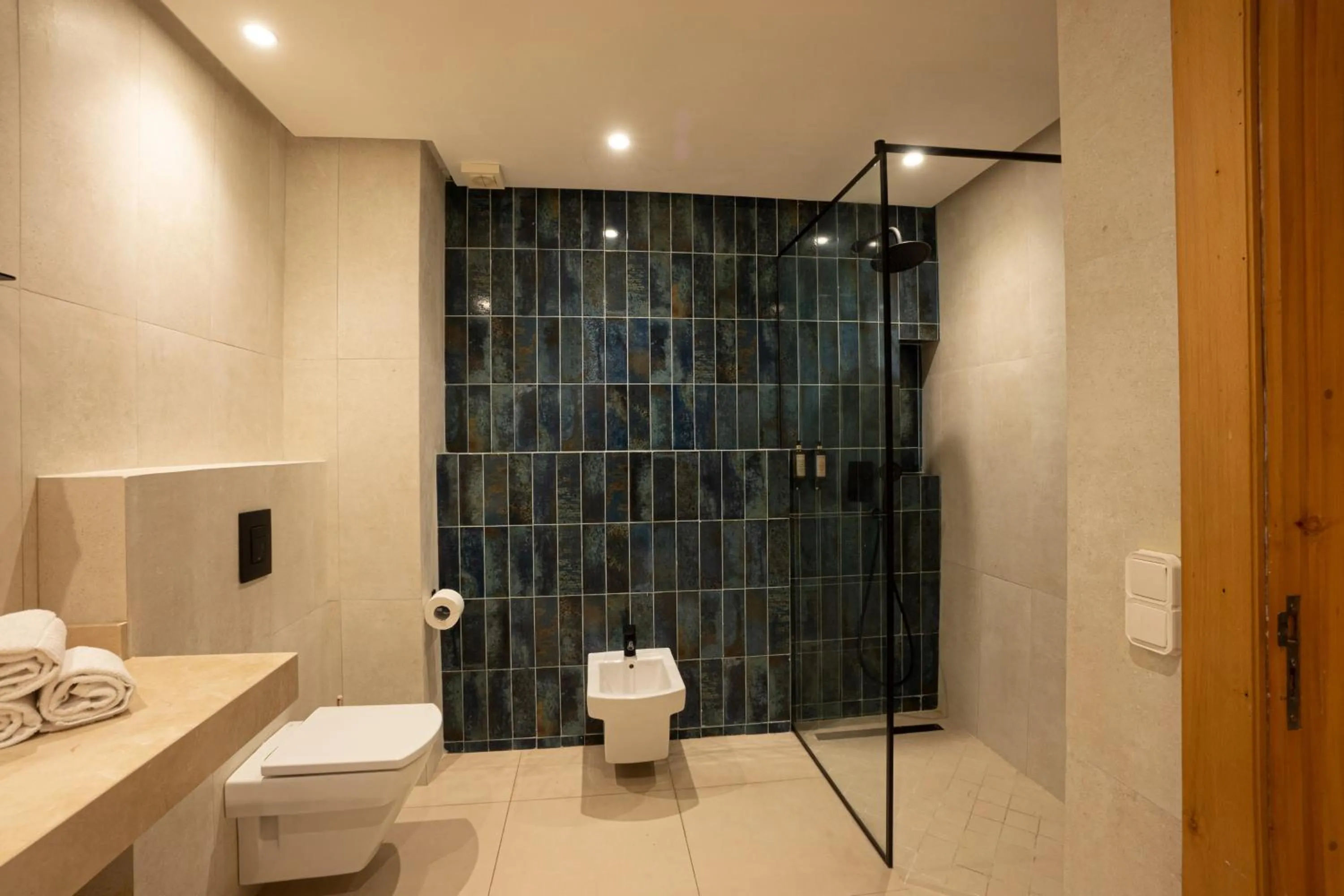 Shower in Atlantic Palm Beach