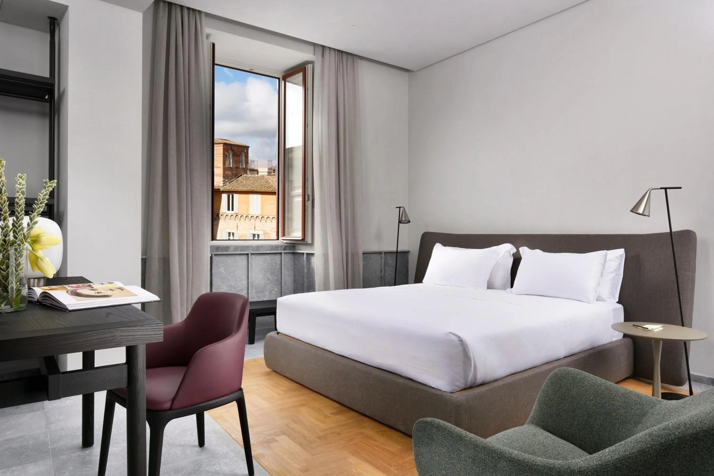 Photo of the whole room, Bed in The Bank - Locanda della Posta Dependance