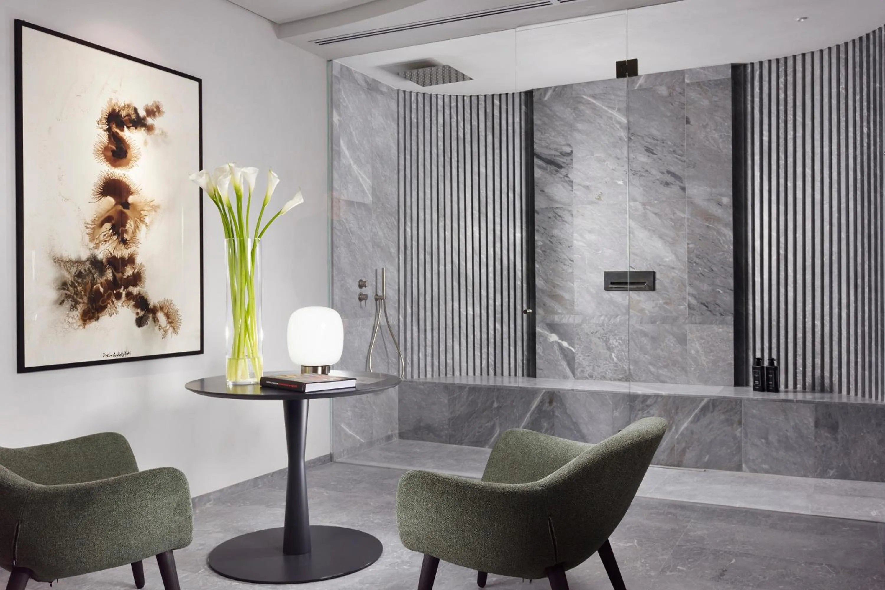 Shower in The Bank - Locanda della Posta Dependance