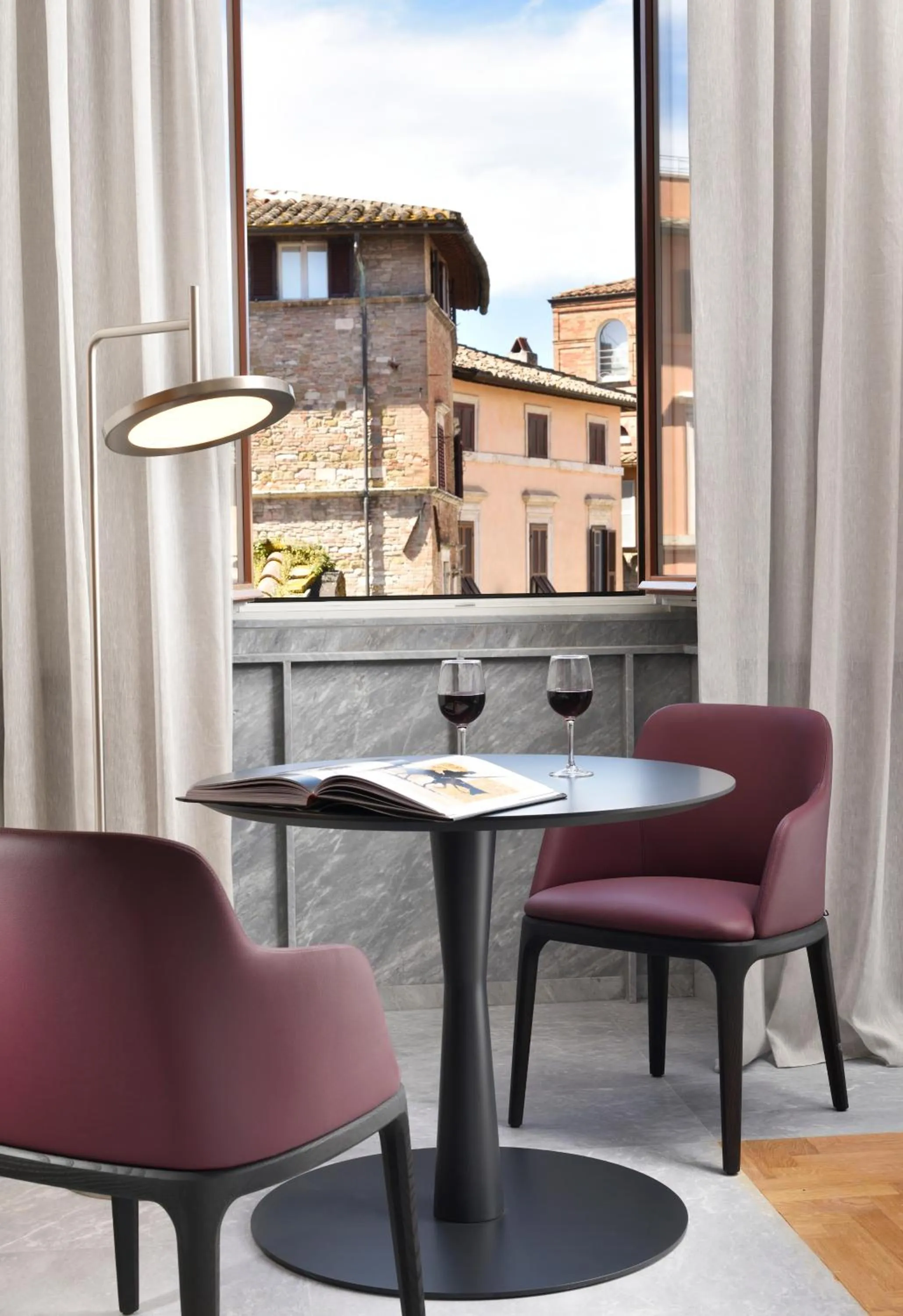 Seating area in The Bank - Locanda della Posta Dependance