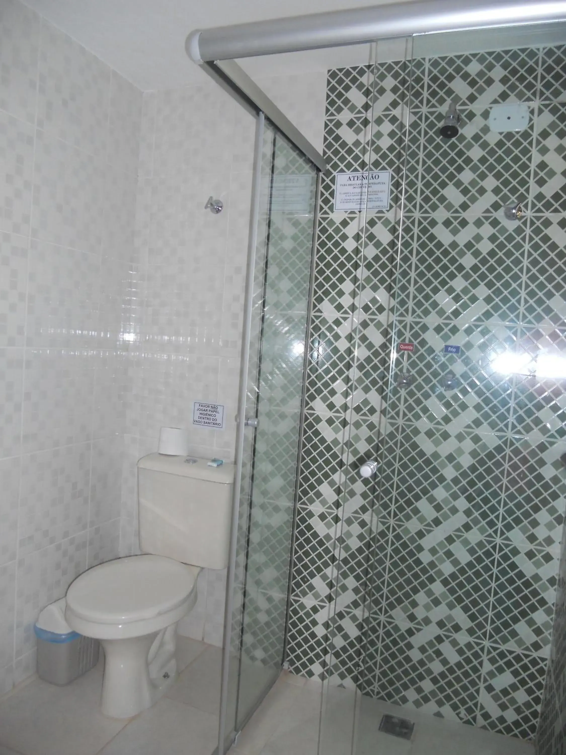 Classic Triple Room in Hotel Porto Real Classic Triple Room in Hotel Porto Real