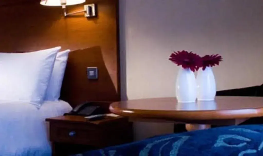 Bedroom, Bed in Hickstead Hotel Bedroom, Bed in Hickstead Hotel