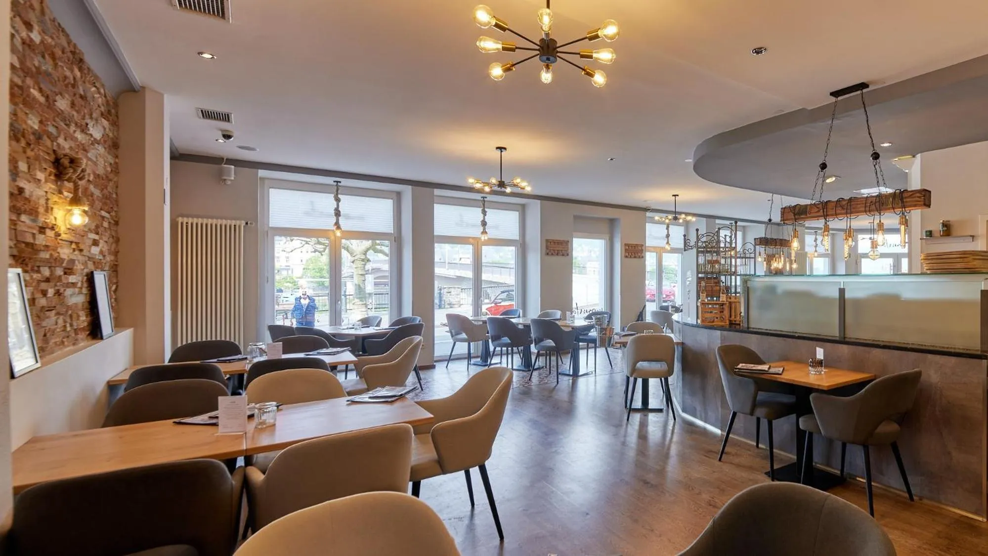 Restaurant/places to eat in Moselhotel Römischer Kaiser