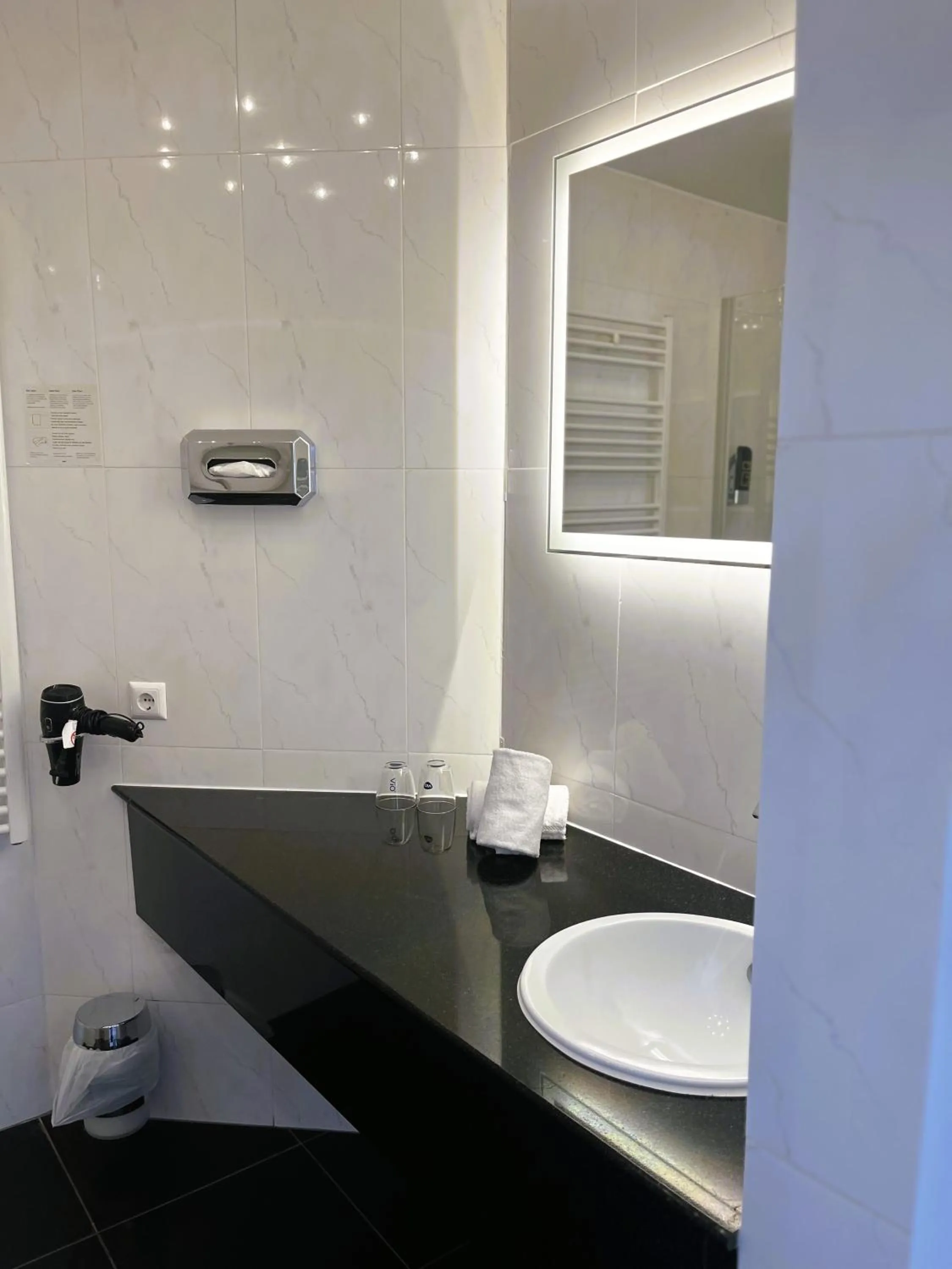 Bathroom in Moselhotel Römischer Kaiser