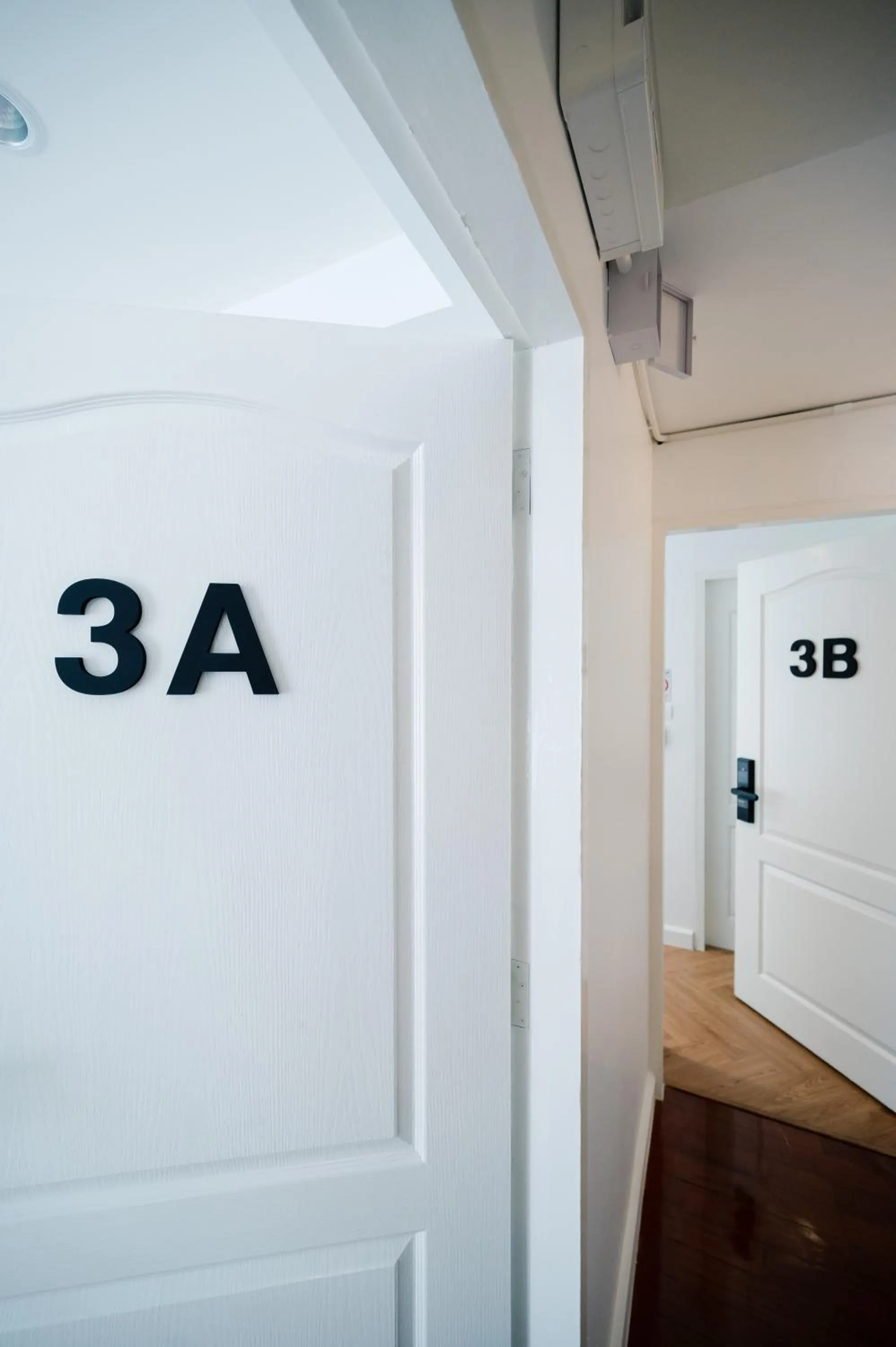 Logo/Certificate/Sign in Mitt Haus (Lat Phrao Soi 5)