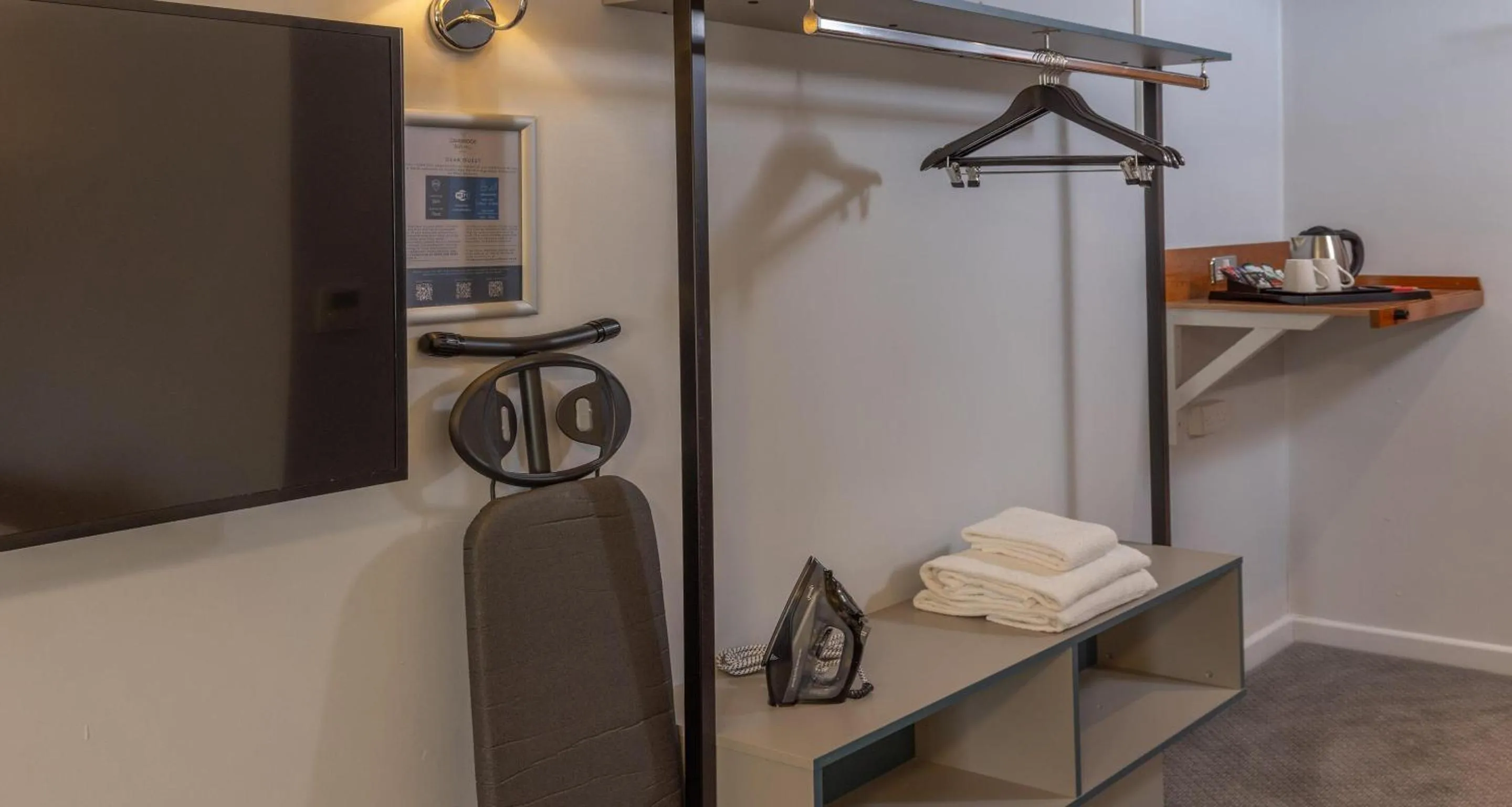 Bedroom in Cambridge Bar Hill Hotel, BW Signature Collection