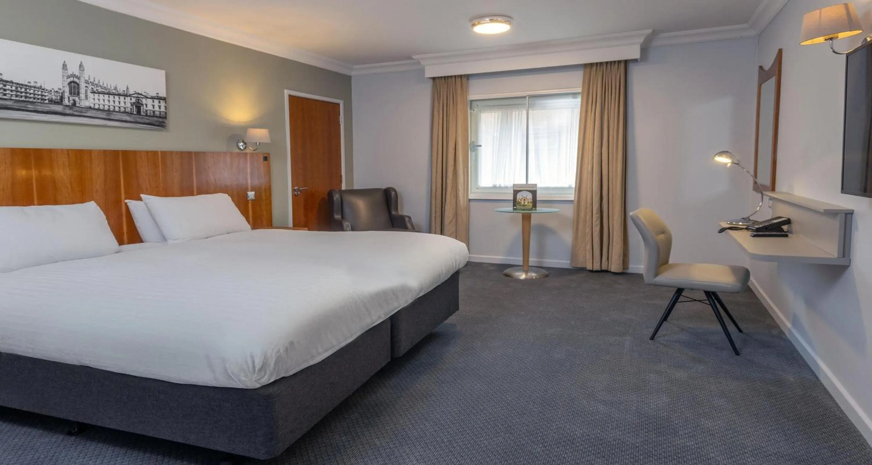 Bedroom, Bed in Cambridge Bar Hill Hotel, BW Signature Collection