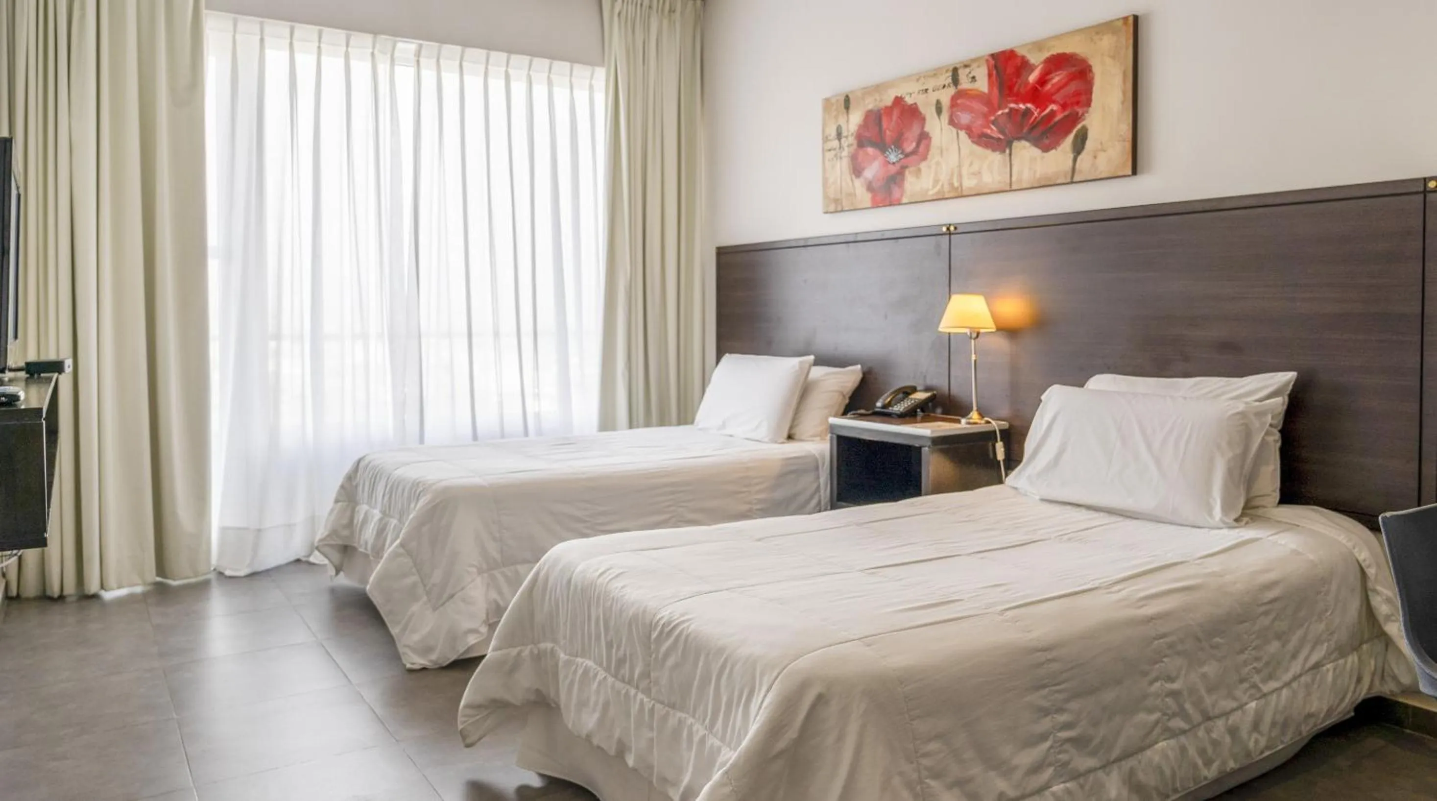 Photo of the whole room, Bed in Hotel NEU 354