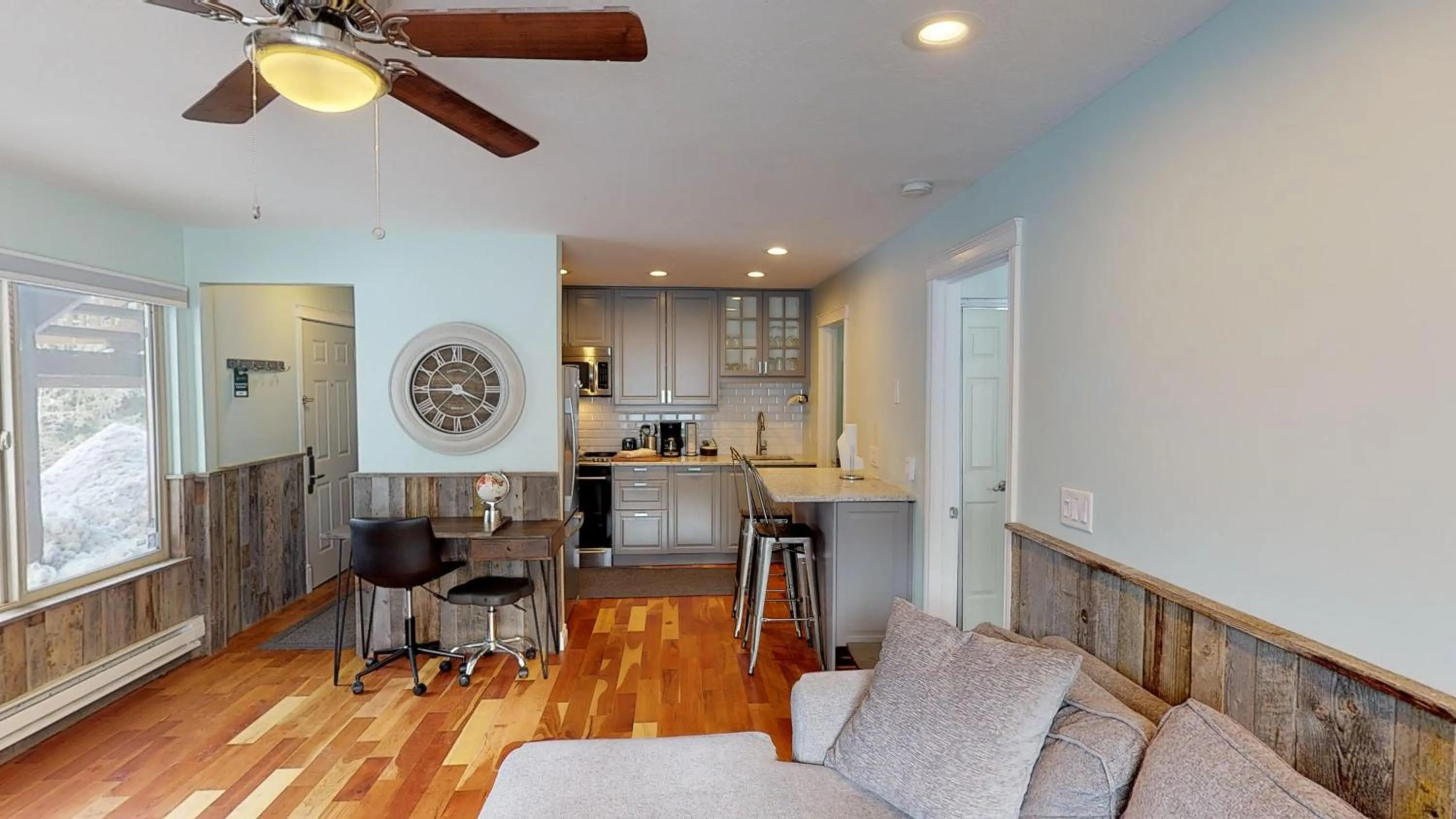 Kitchen or kitchenette in Hidden Creek by All Seasons Resort Lodging