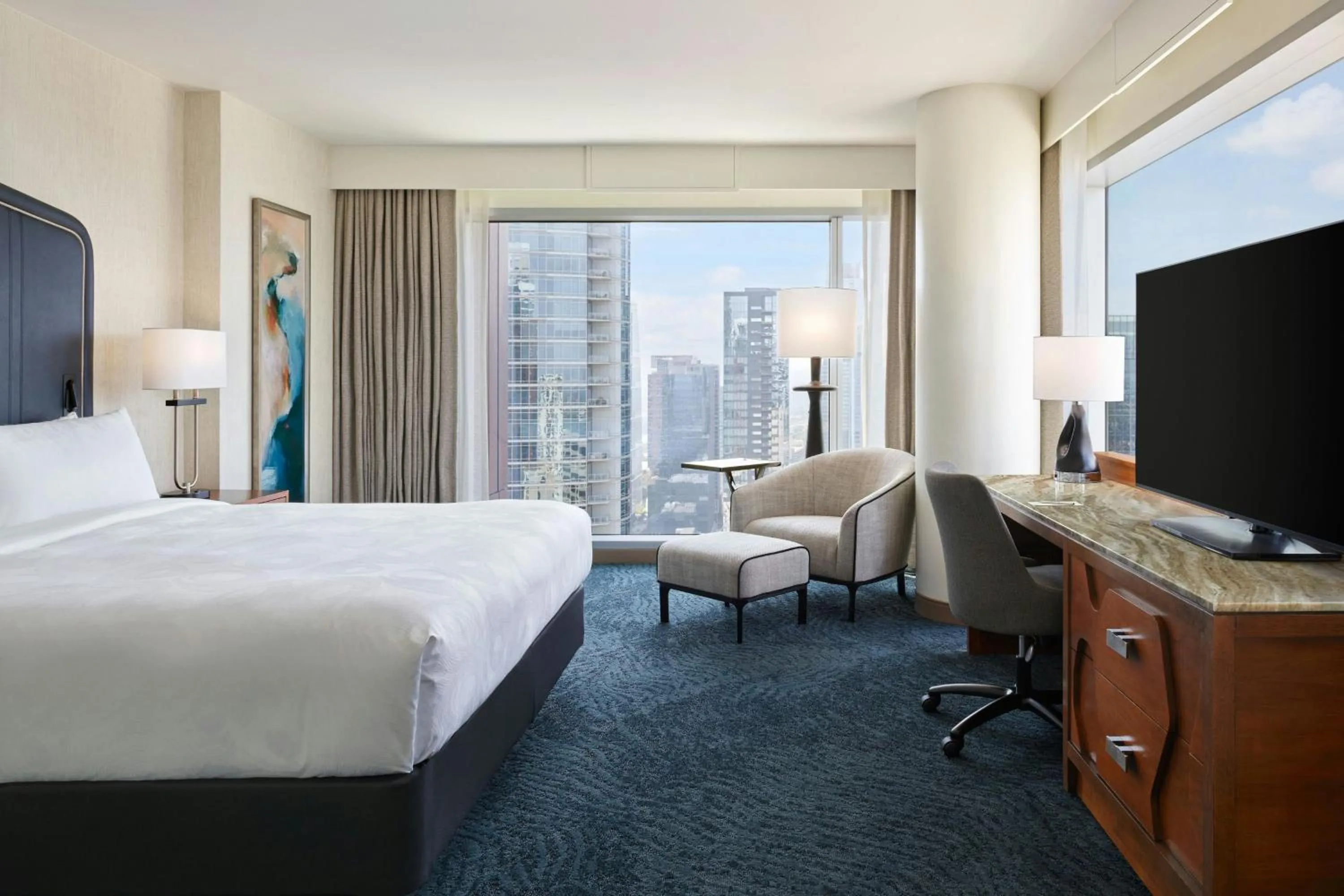 Photo of the whole room, Bed in JW Marriott Austin