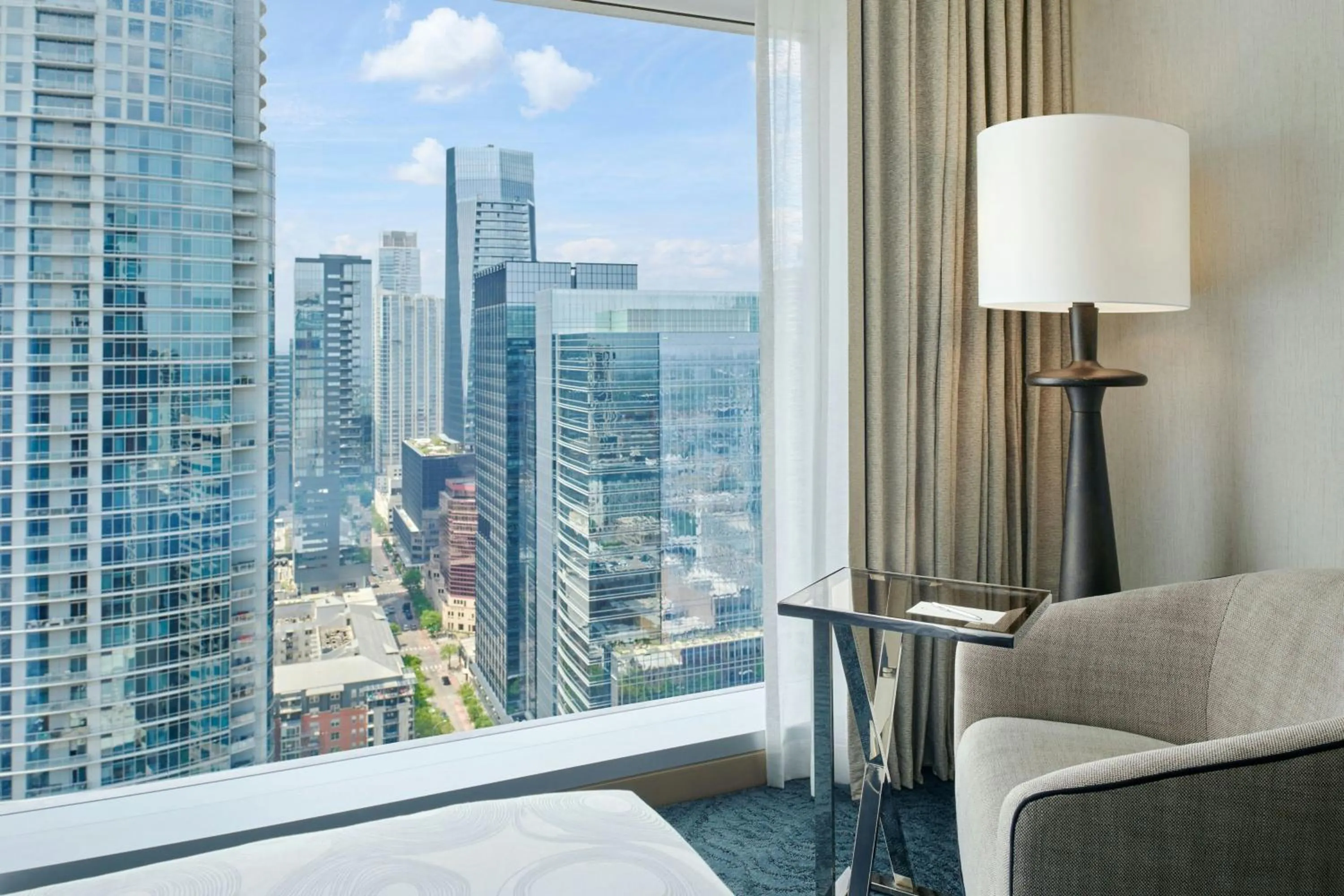 Photo of the whole room, Bed in JW Marriott Austin