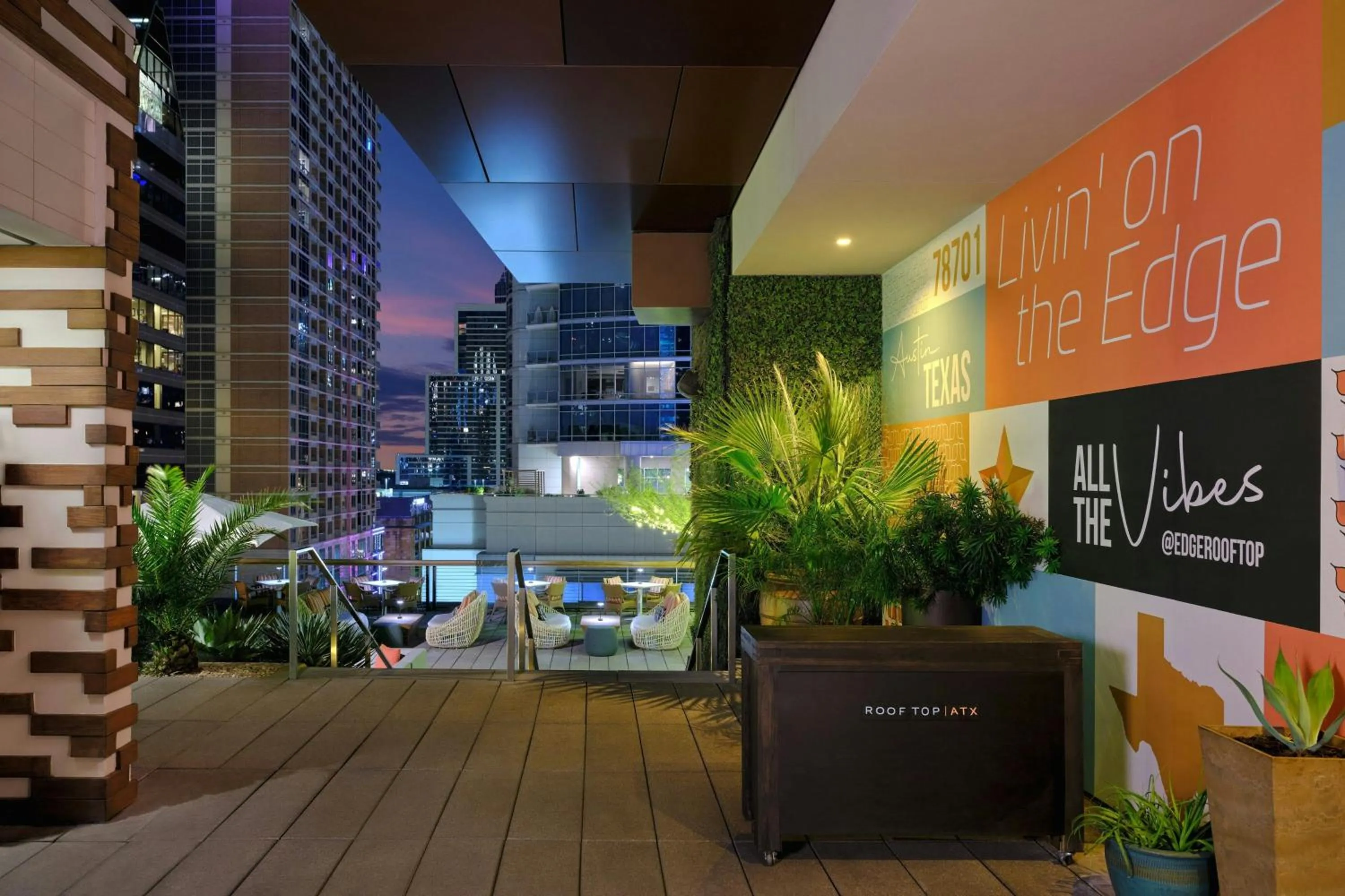 Restaurant/places to eat in JW Marriott Austin