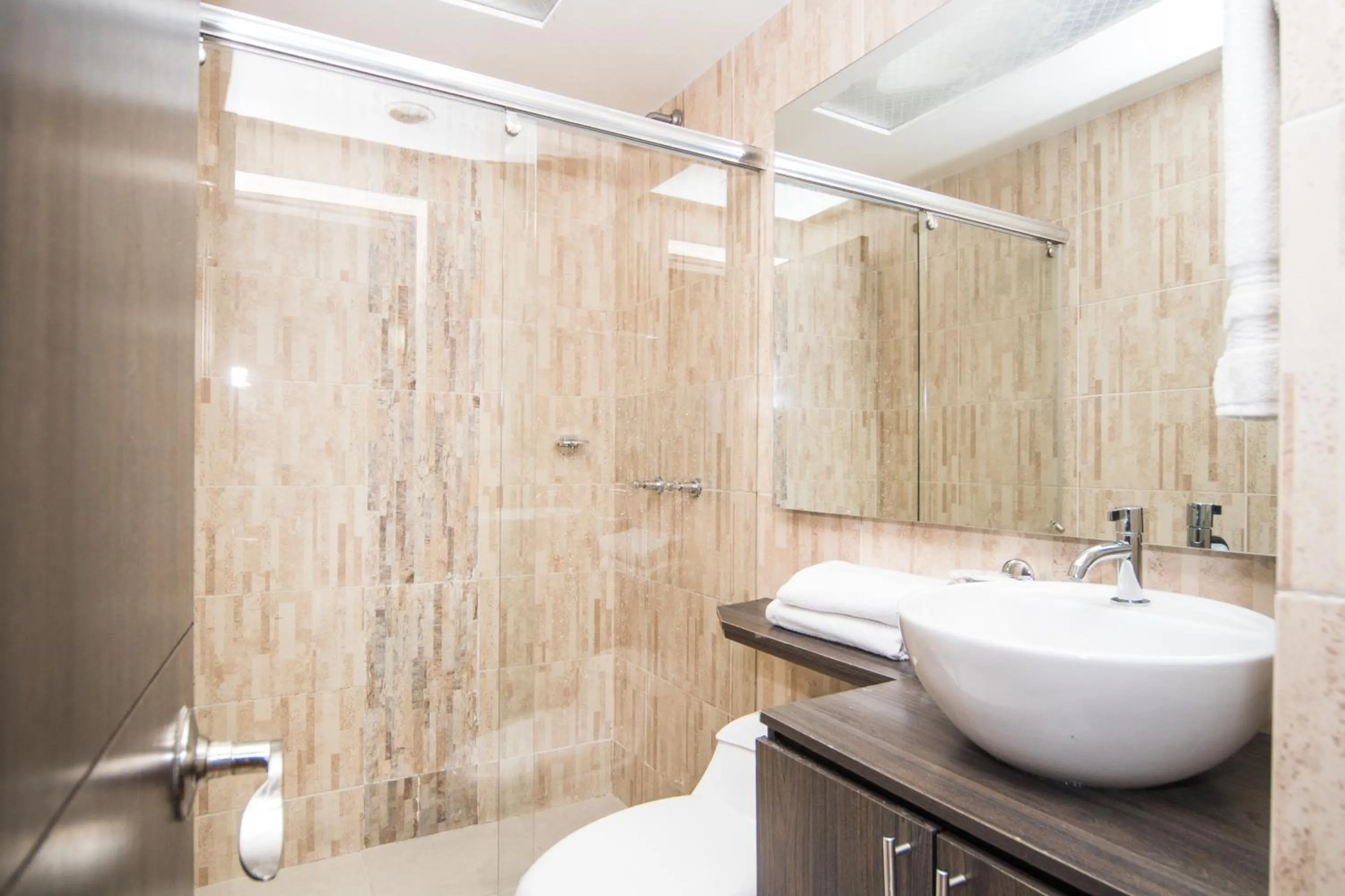 Shower in Stay Blue Hotel