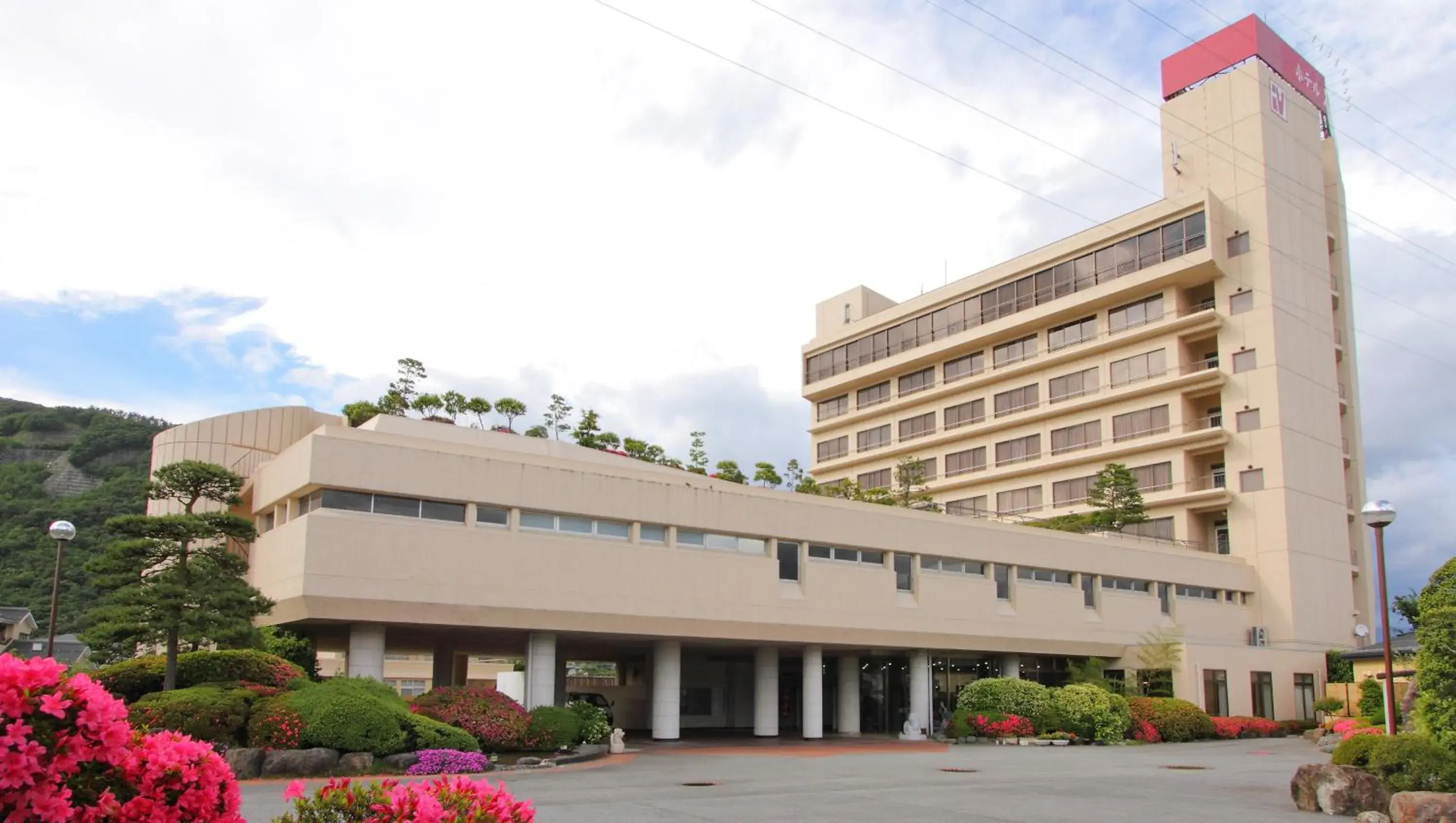 Facade/entrance in Hotel Hana Isawa Facade/entrance in Hotel Hana Isawa
