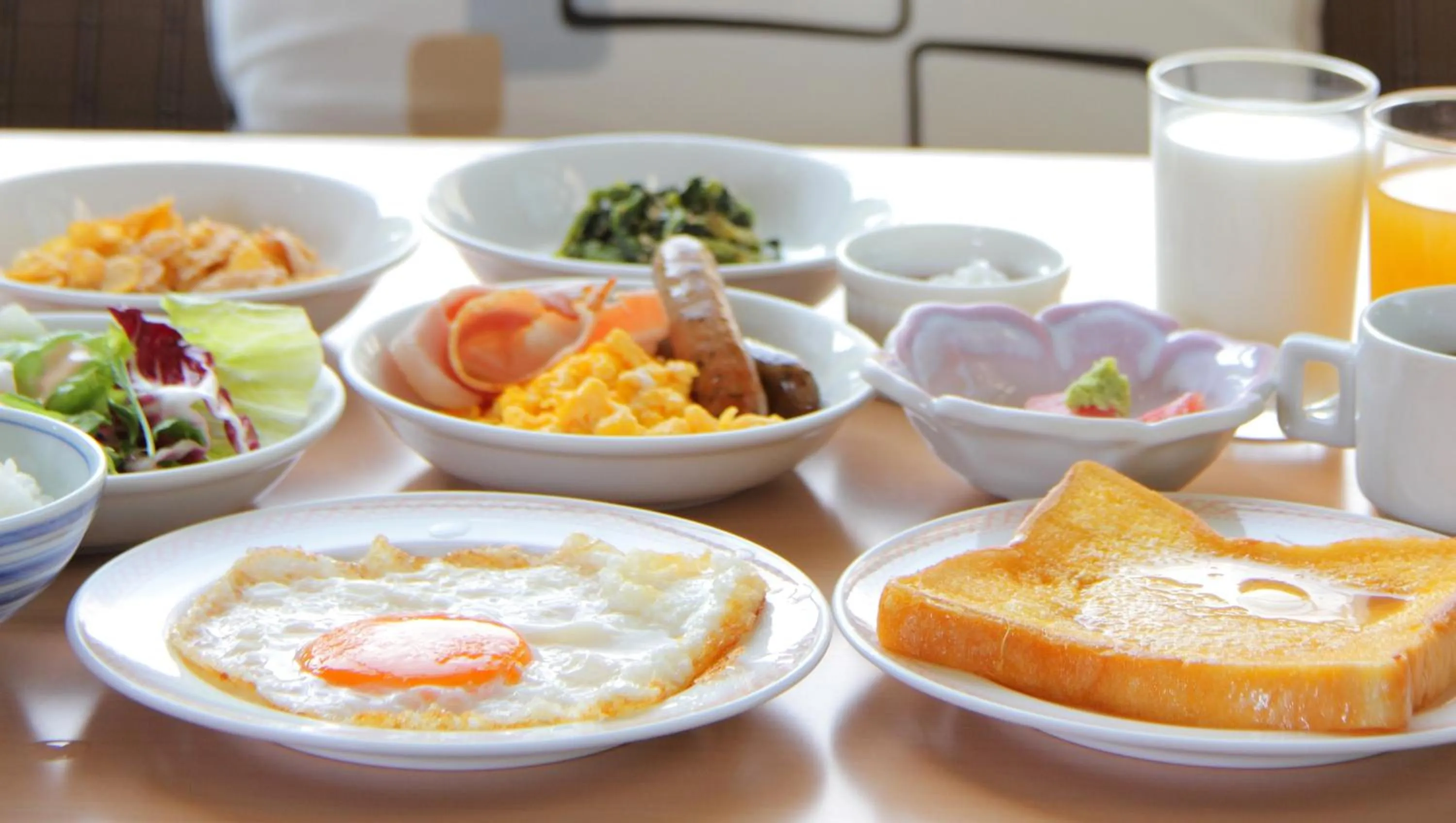 Buffet breakfast in Hotel Hana Isawa