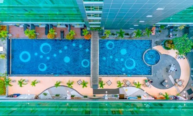 Swimming pool in Claro Hotel Kendari Swimming pool in Claro Hotel Kendari
