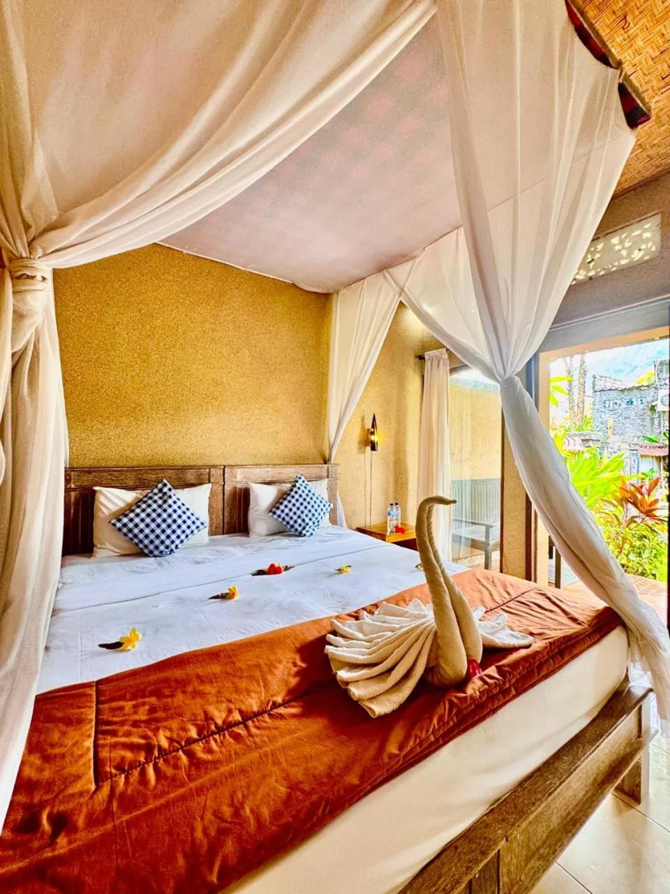 Sudi Guest House