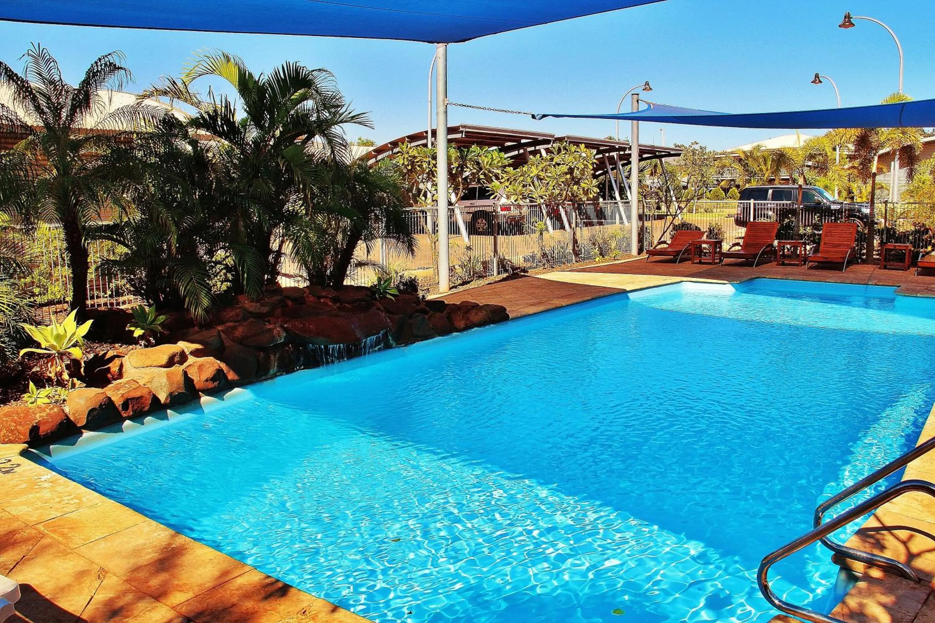 Swimming pool in Samson Beach Chalets
