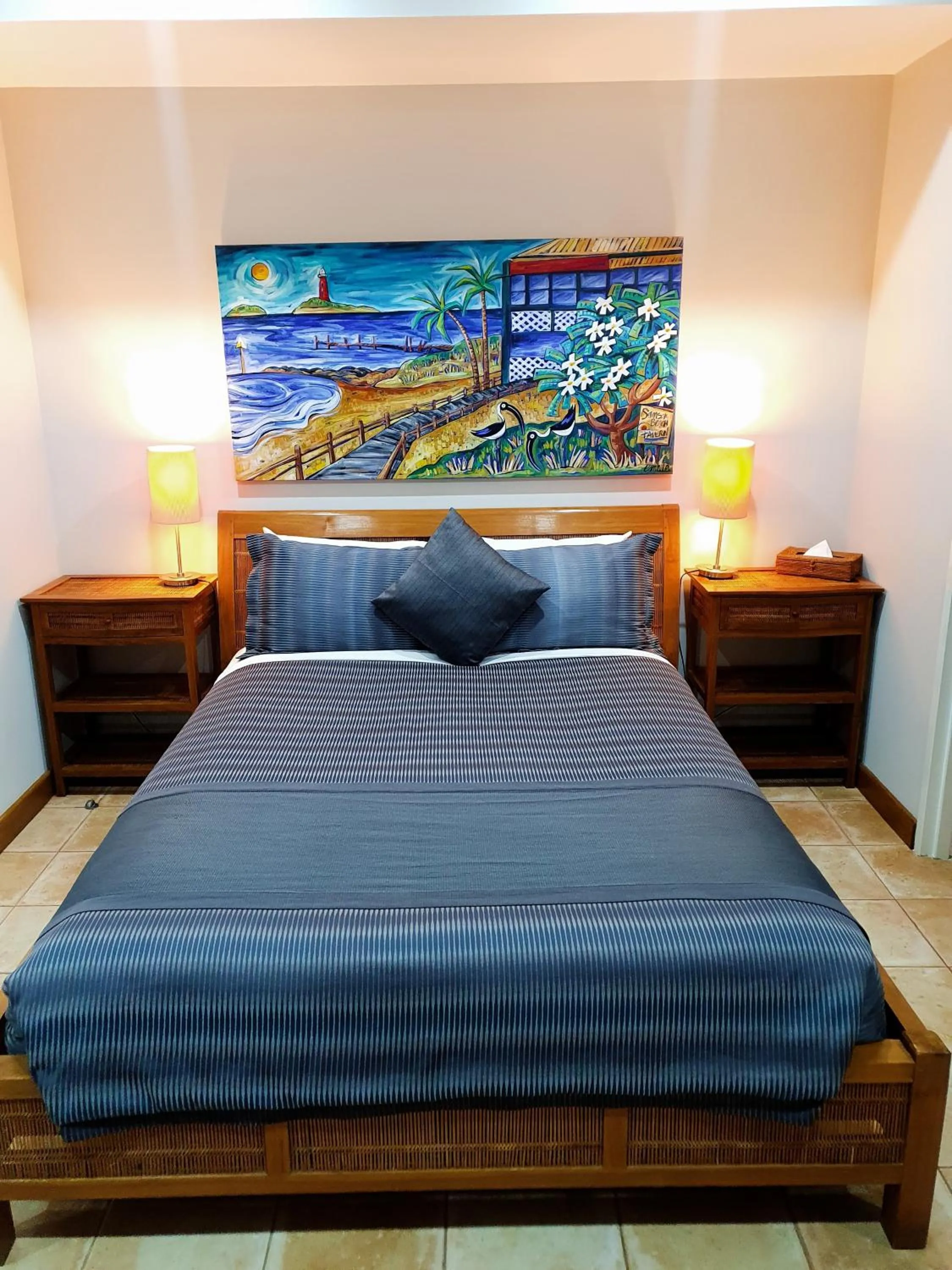 Bed in Samson Beach Chalets