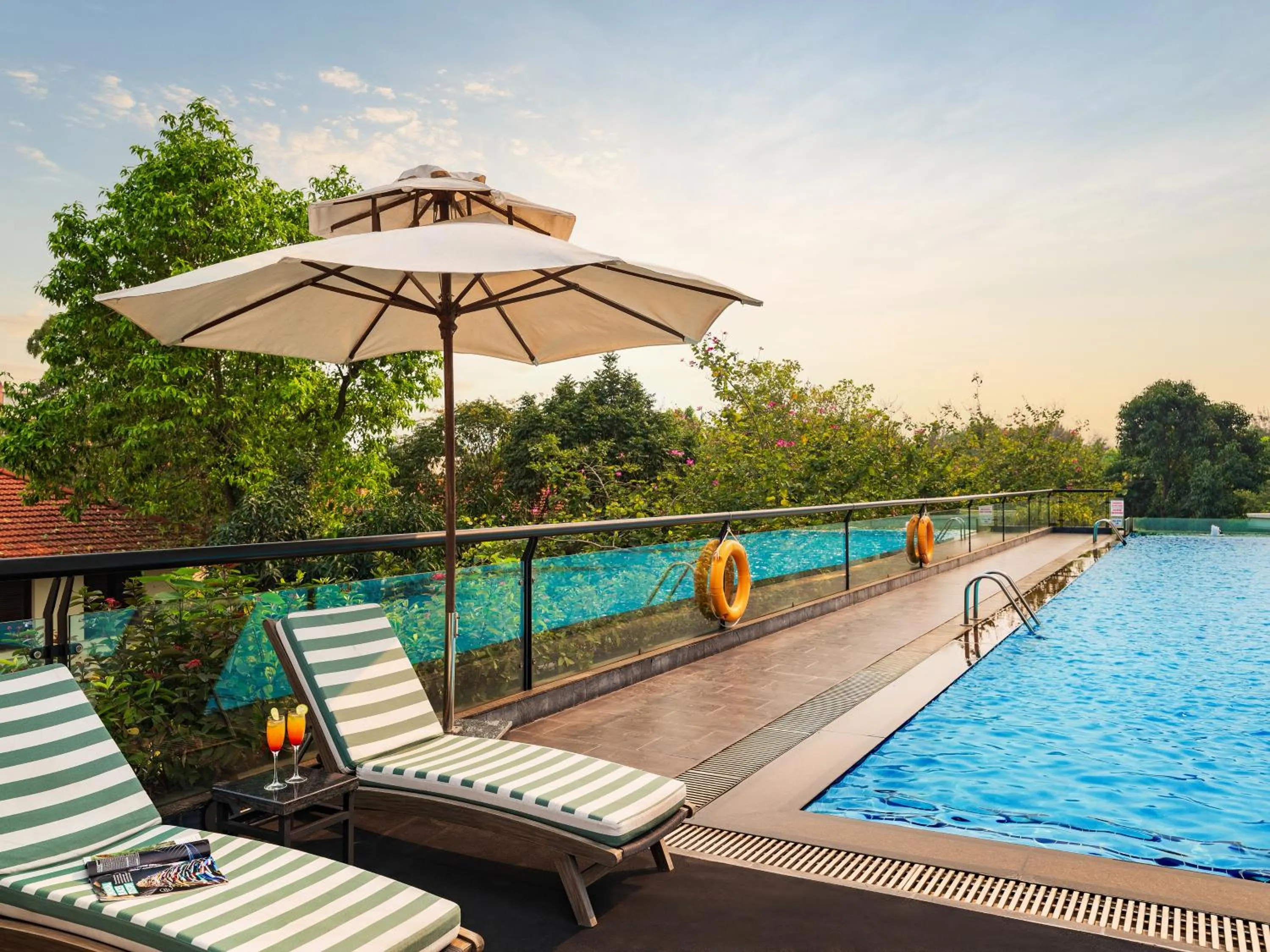 Swimming pool in Elegant Suites Westlake