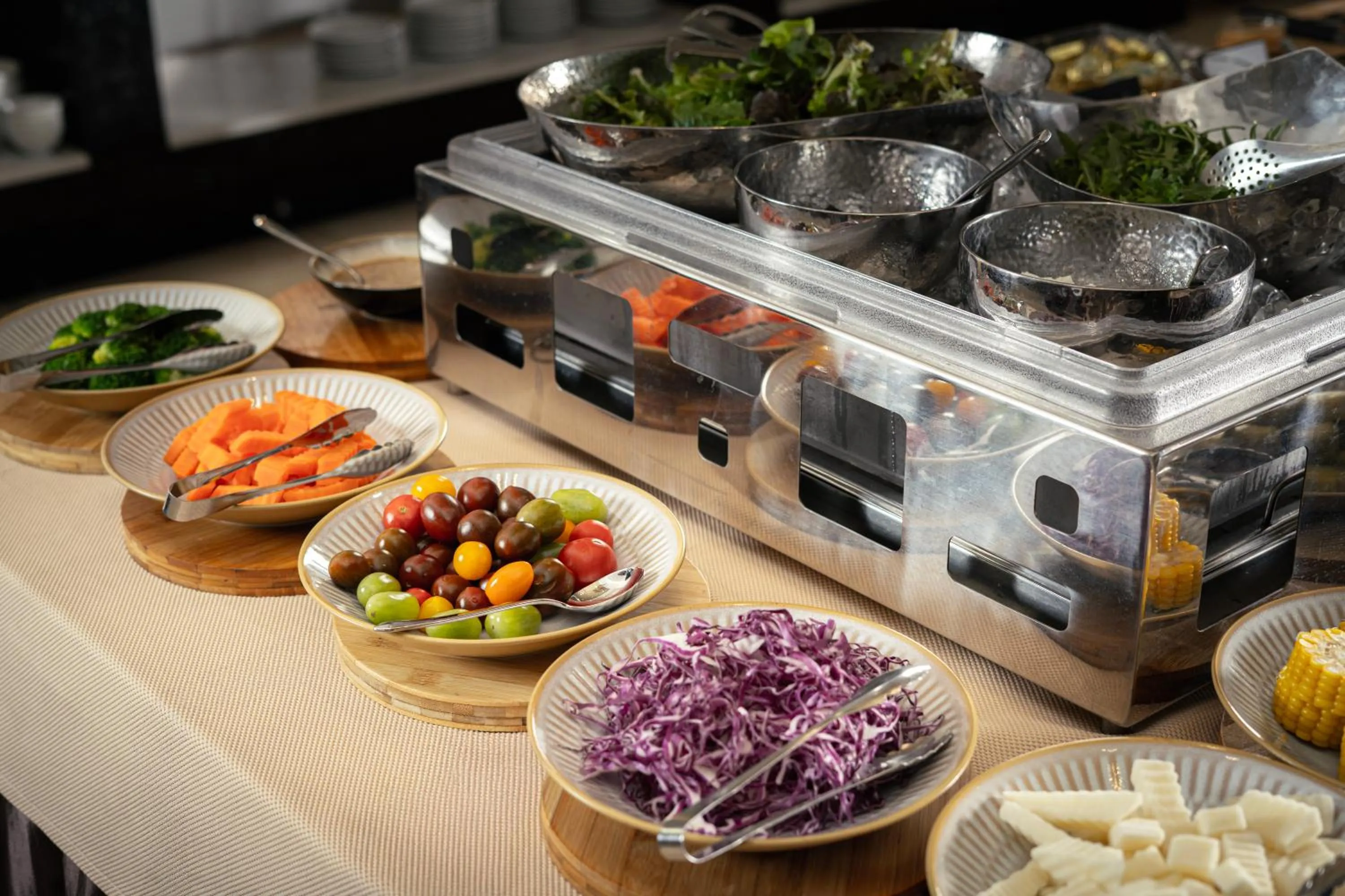 Food in Elegant Suites Westlake