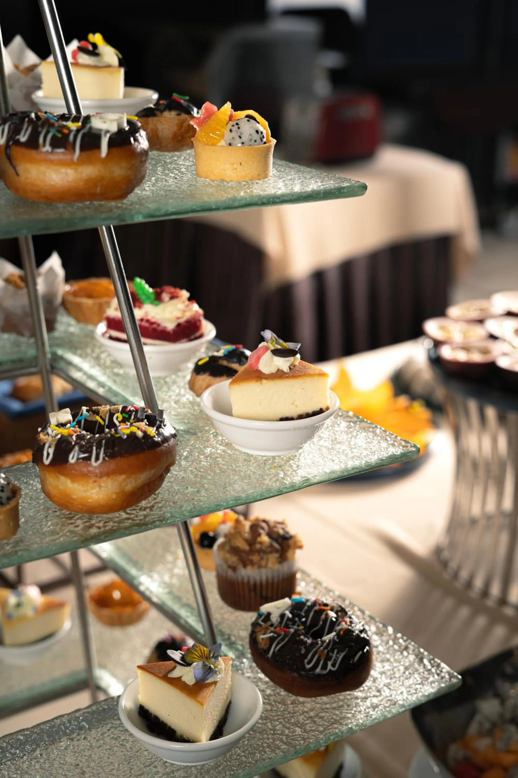 Breakfast in Elegant Suites Westlake