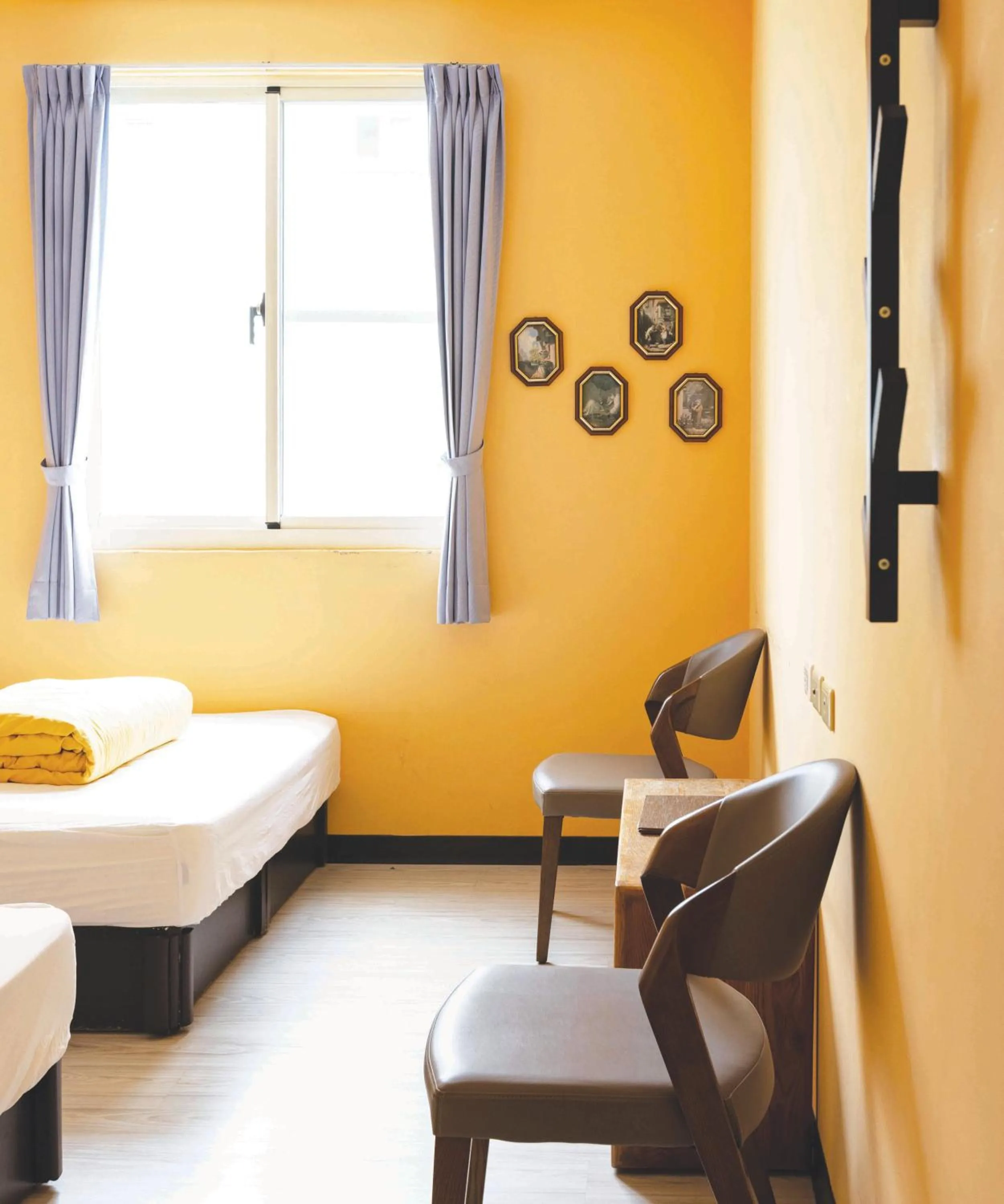 On site, Bed in REST Book & Bed