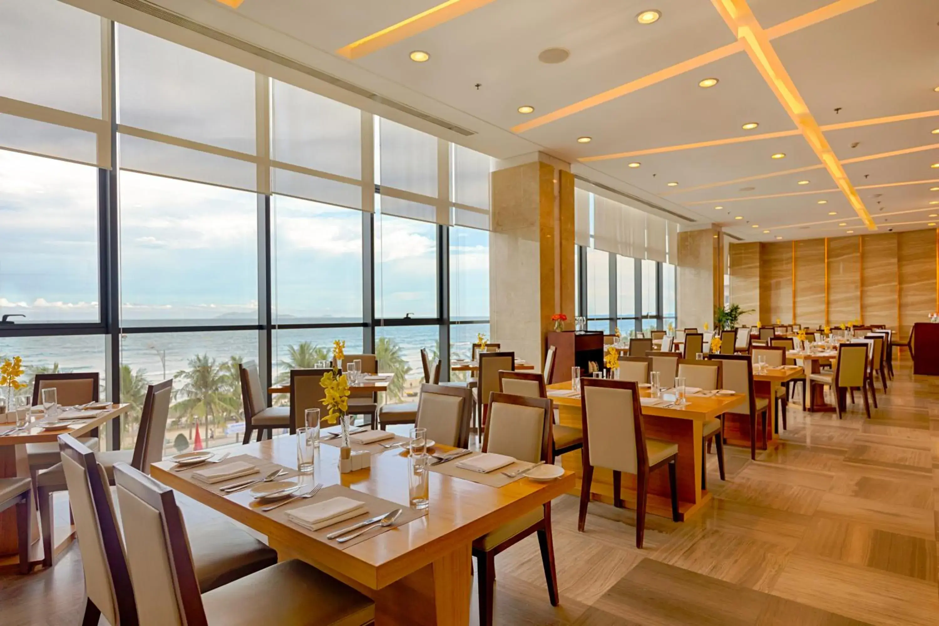 Restaurant/places to eat in Grand Tourane Hotel Da Nang Restaurant/places to eat in Grand Tourane Hotel Da Nang