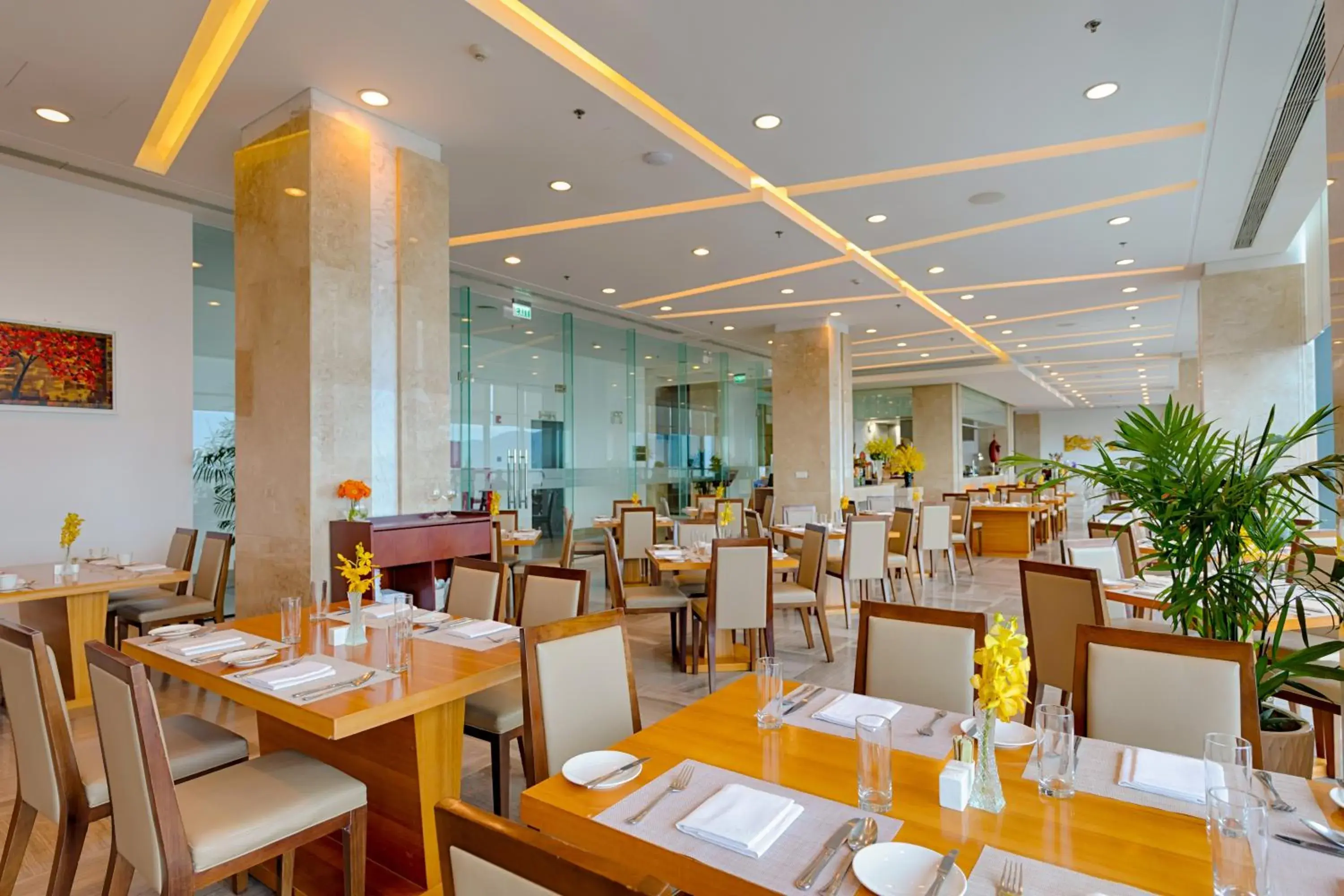 Restaurant/places to eat in Grand Tourane Hotel Da Nang Restaurant/places to eat in Grand Tourane Hotel Da Nang