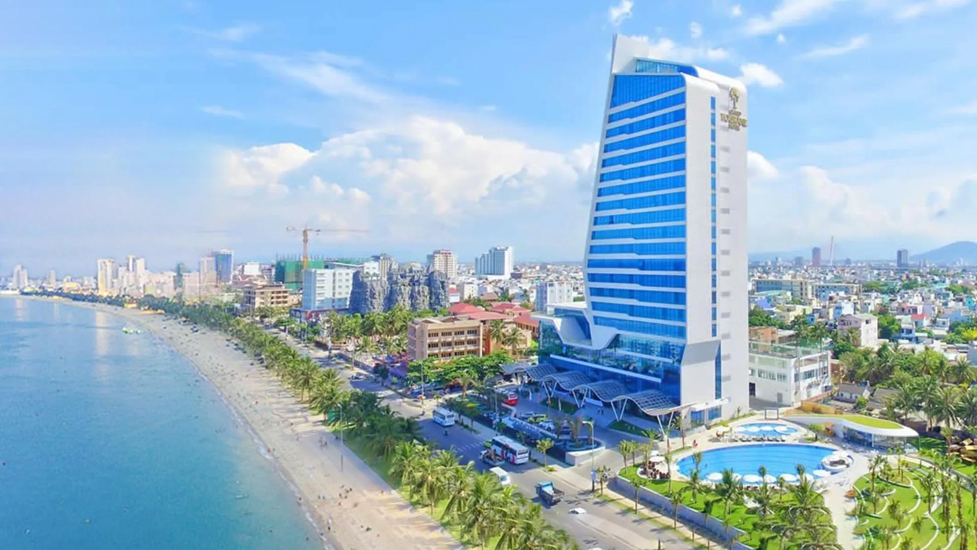 Property building in Grand Tourane Hotel Da Nang