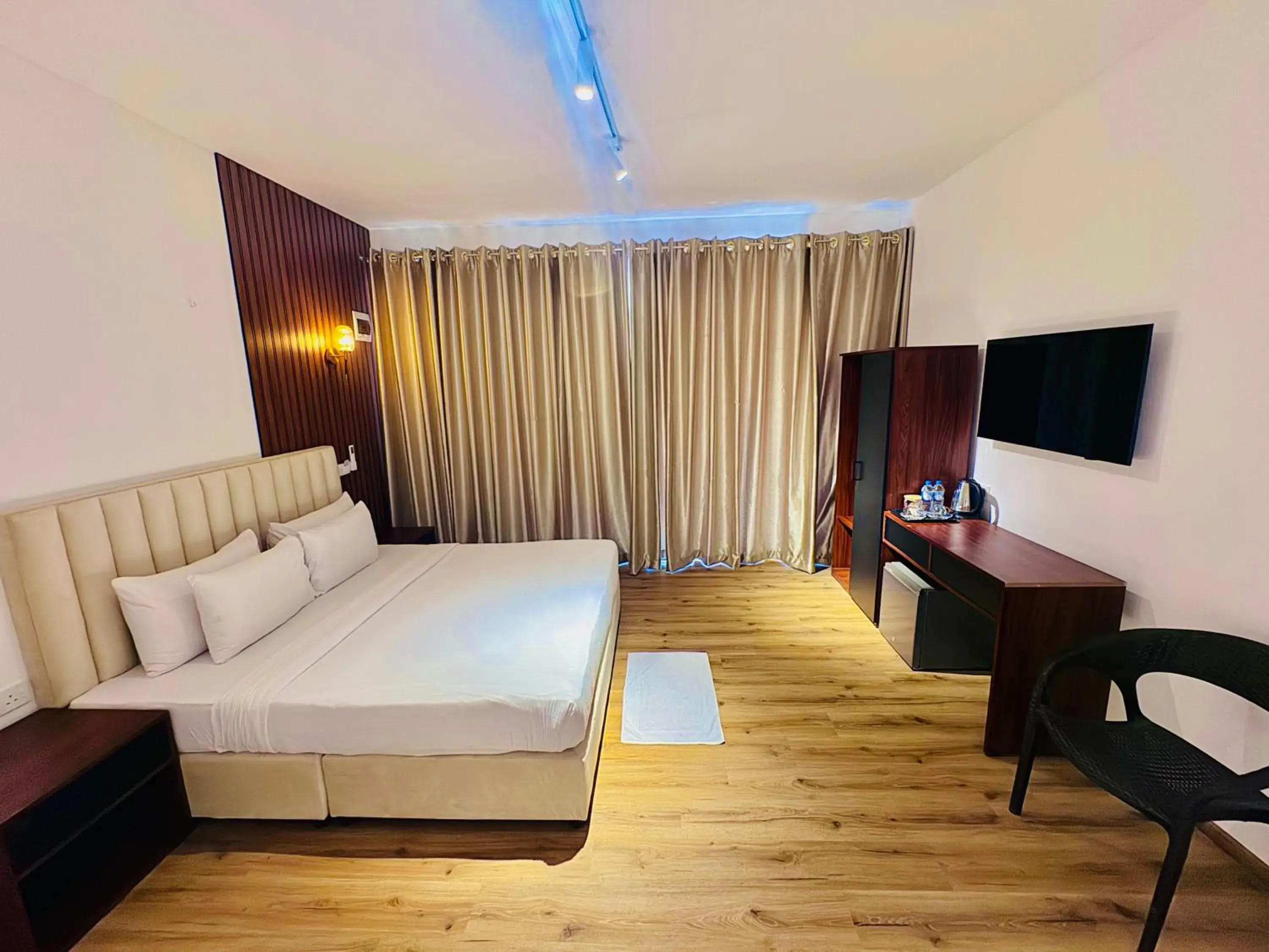 Queen Room in Beverly Beach Mirissa Queen Room in Beverly Beach Mirissa