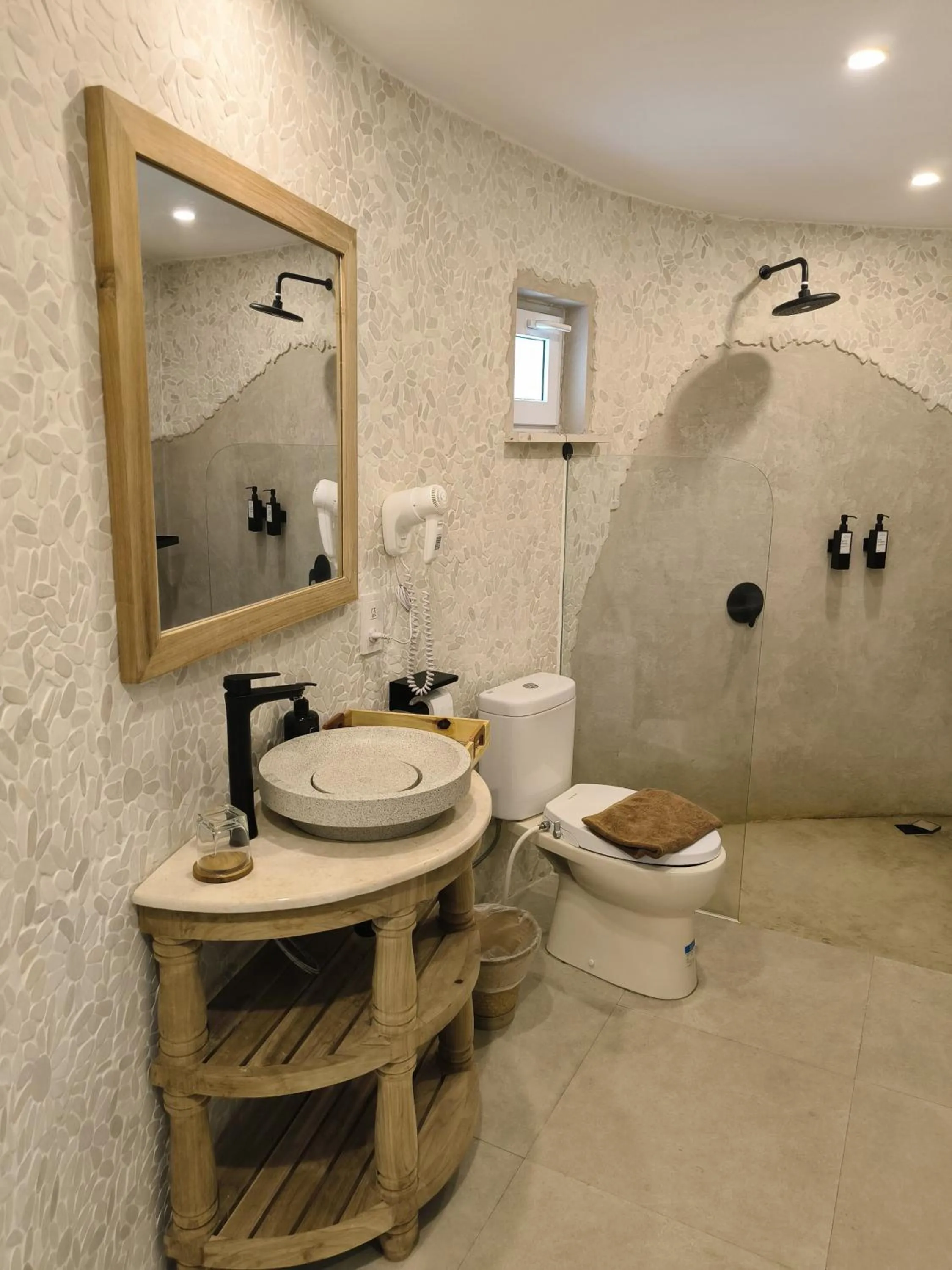 Shower in Villa Suerte