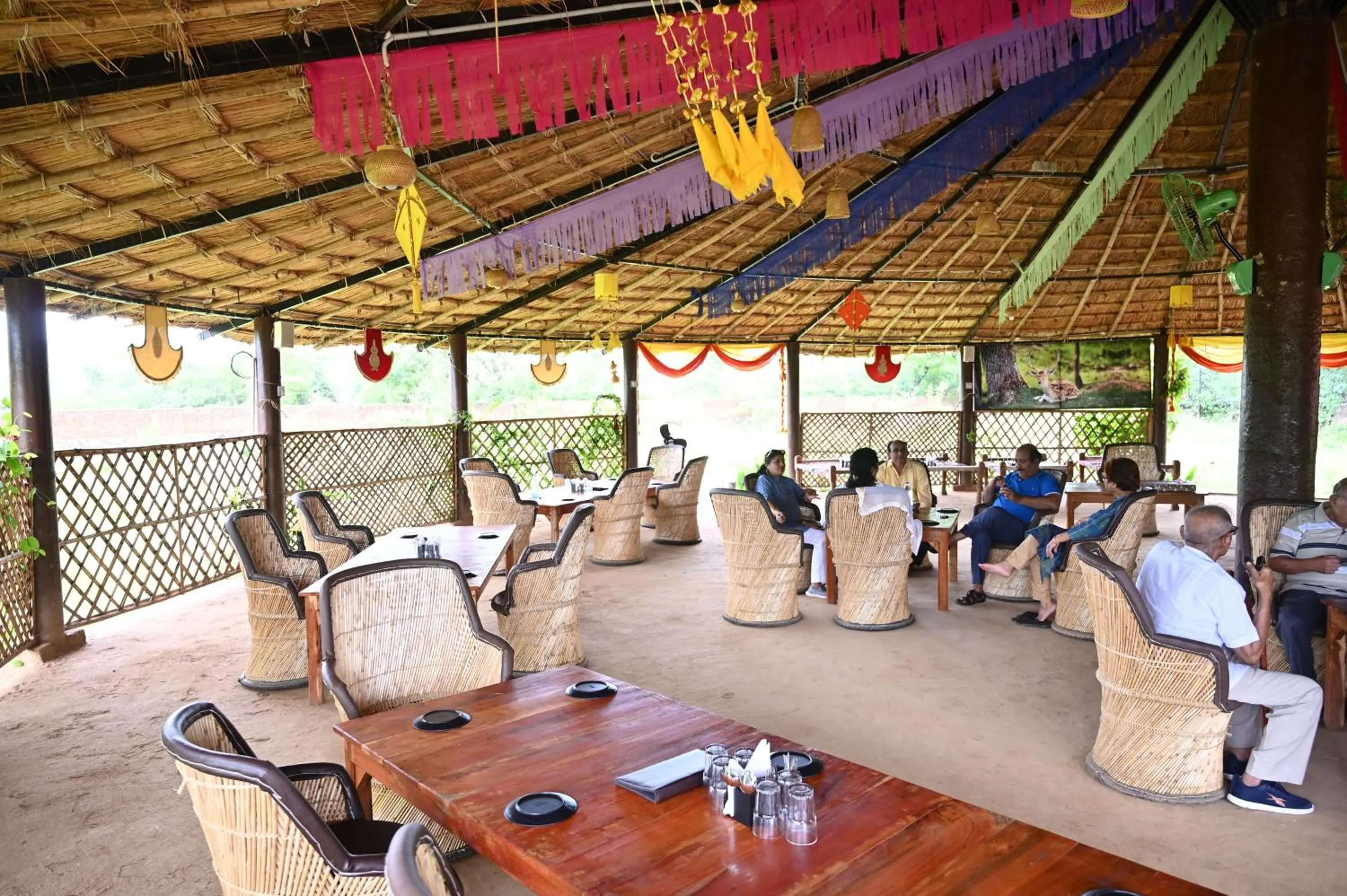 Restaurant/places to eat in Gramya Resort