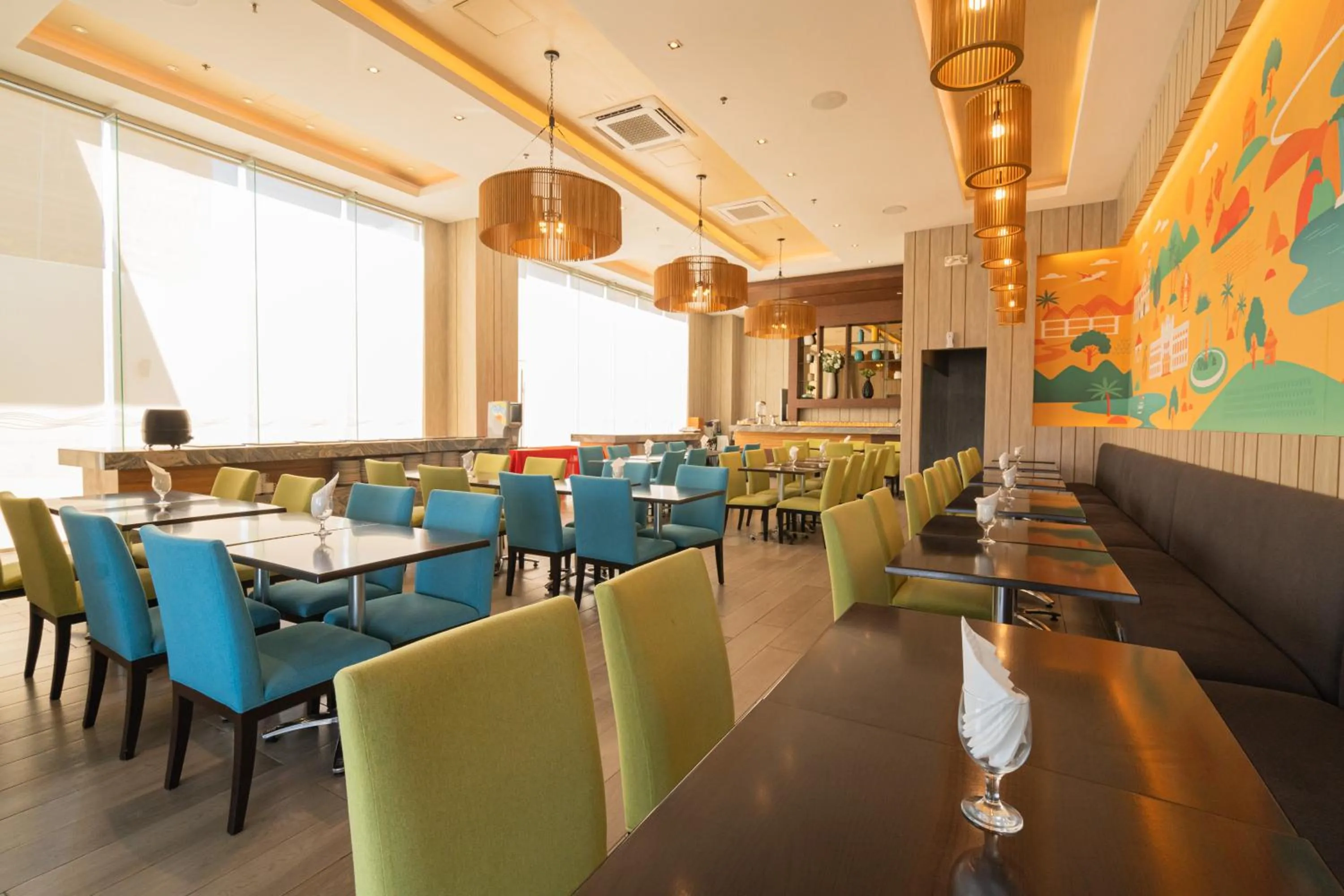 Restaurant/places to eat in Bayfront Hotel Cebu North Reclamation