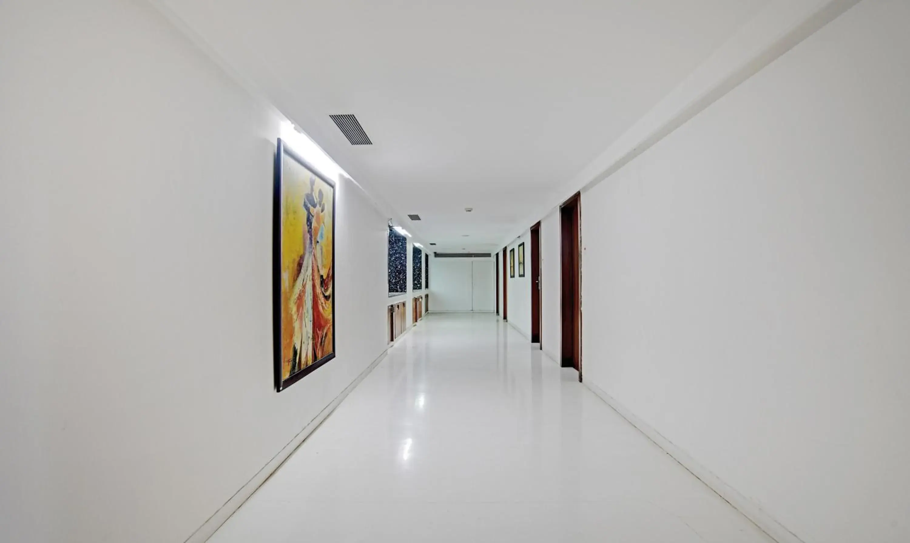 Lobby or reception in Treebo Trend Cherry Tree Lobby or reception in Treebo Trend Cherry Tree