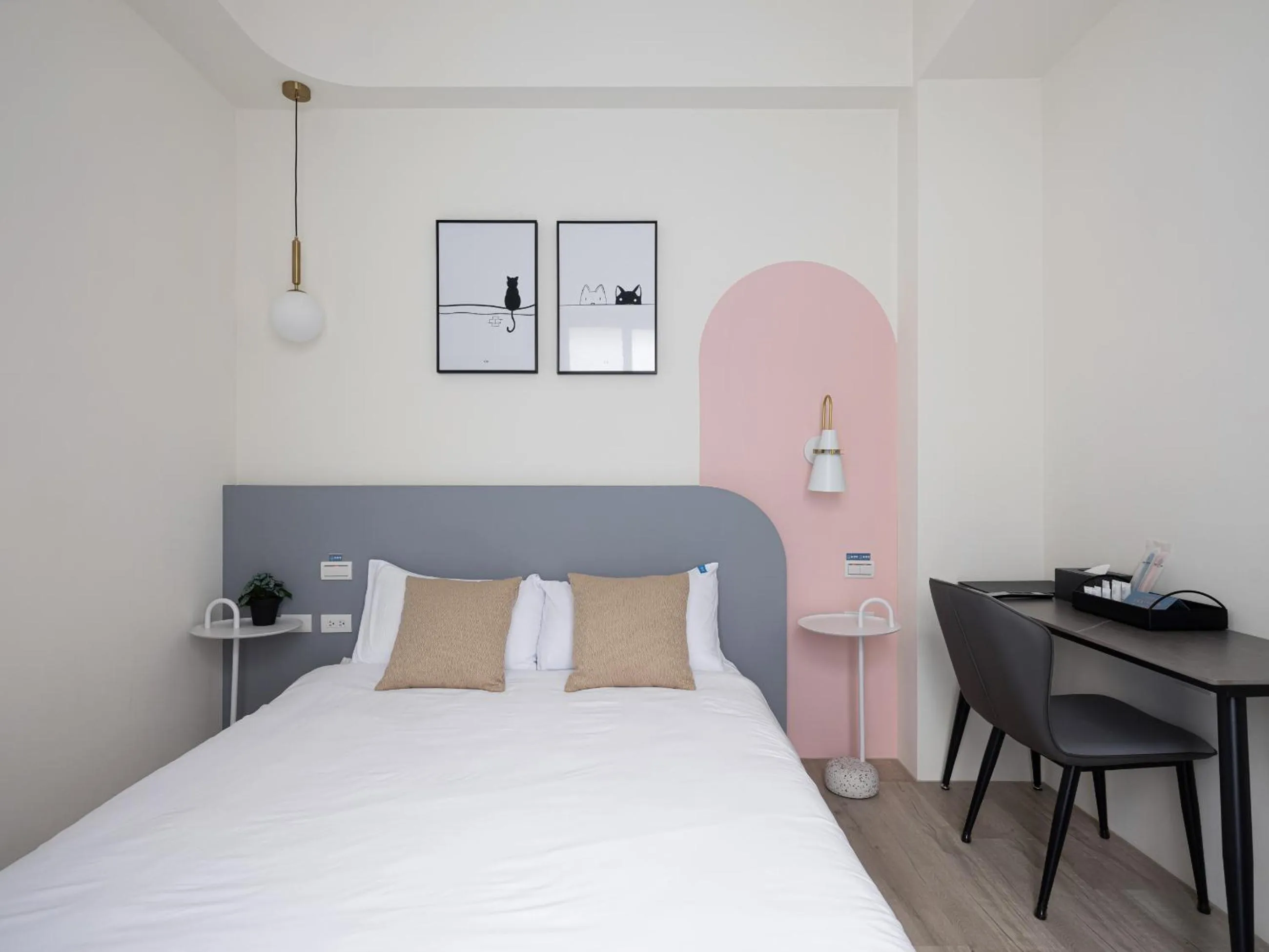 Bed in Yujing Nu Era