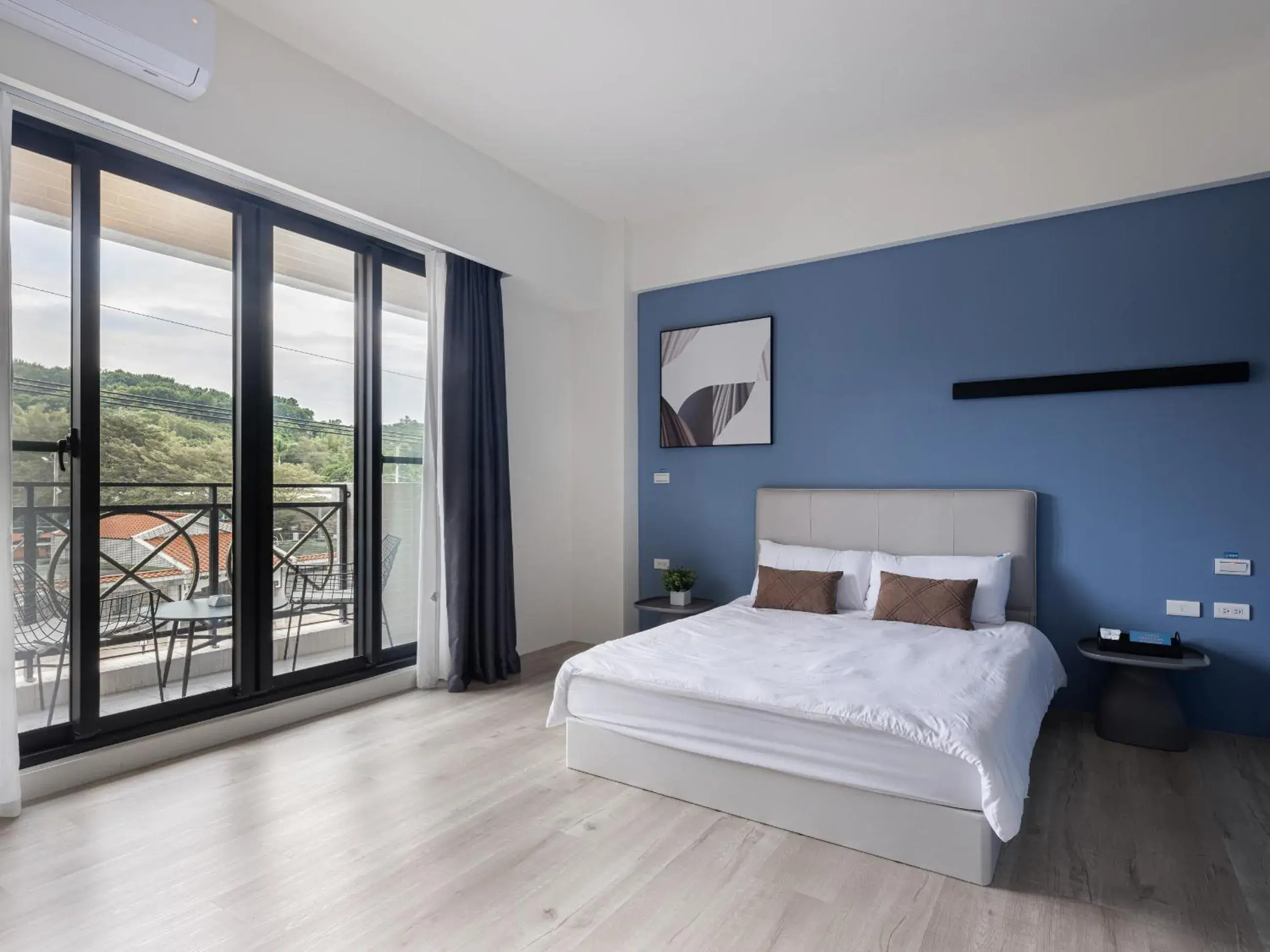 Double Room with Mountain View in Yujing Nu Era Double Room with Mountain View in Yujing Nu Era